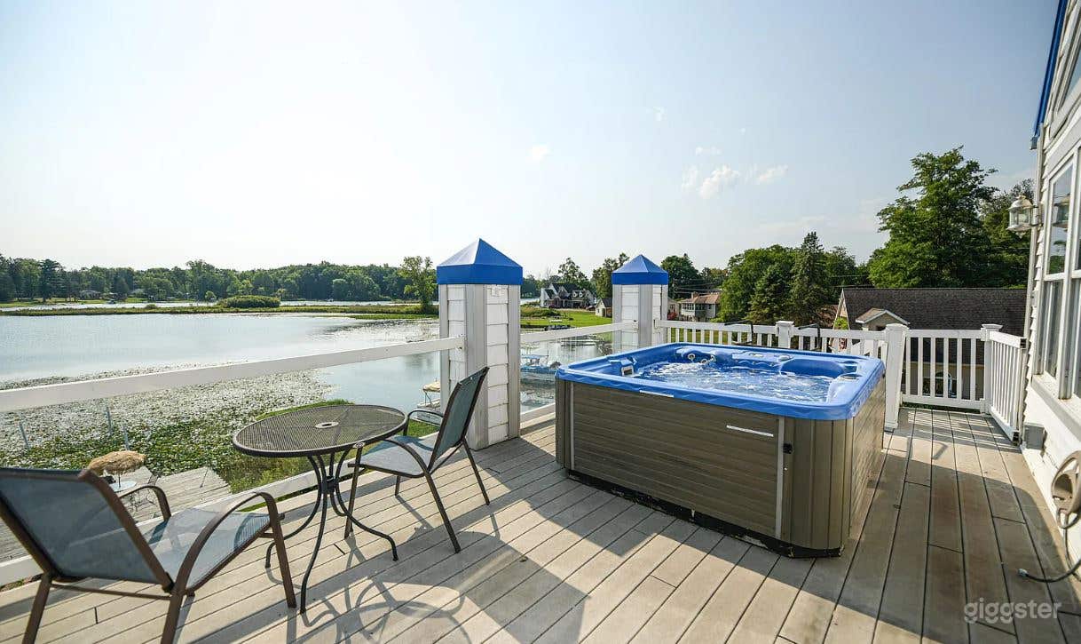 Lakefront Bliss in Grand Rapids Photo 3