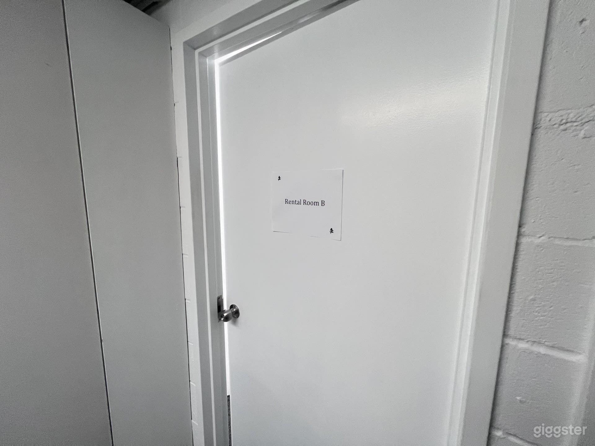 Versatile Meeting & Recording Space in Chelsea Photo 3