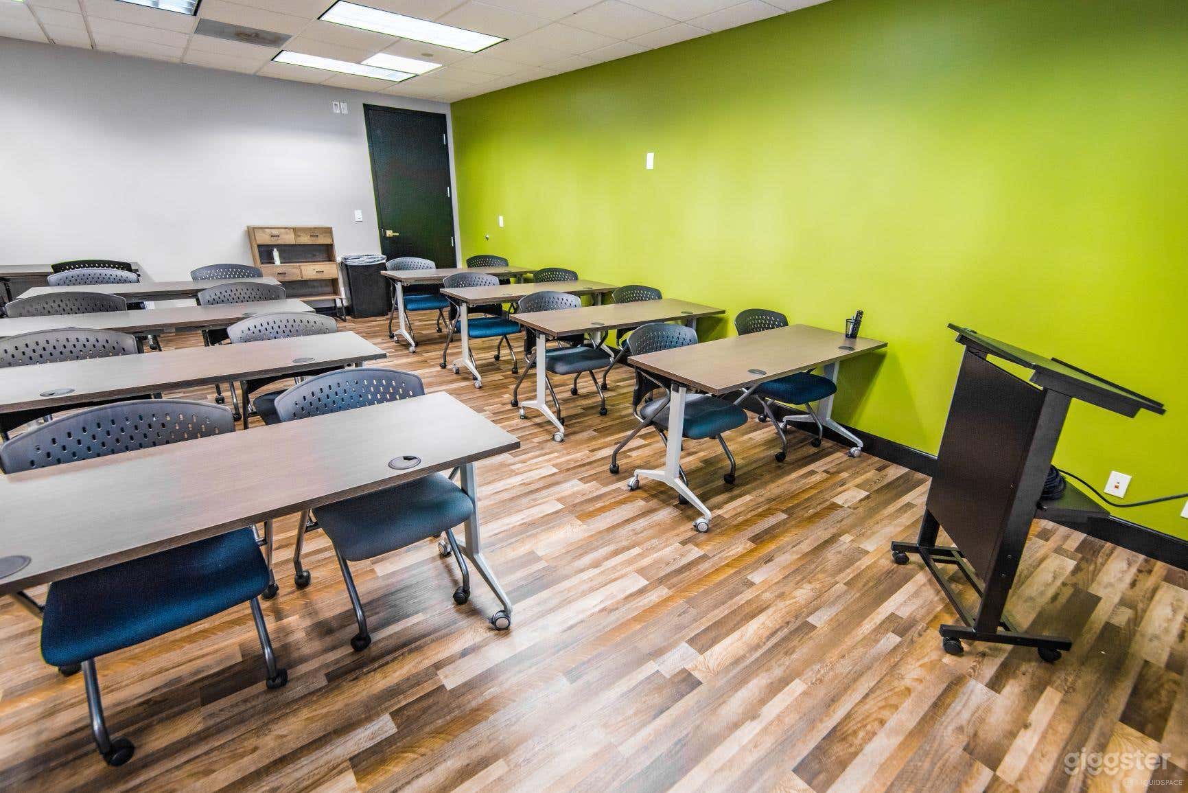 Vibrant Seminar Room in West Palm Beach Photo 1