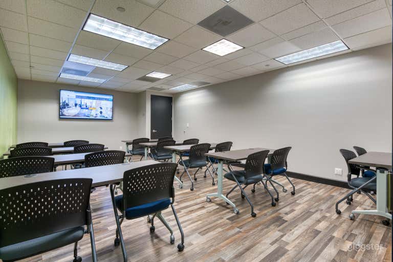  Vibrant Seminar Room in West Palm Beach 