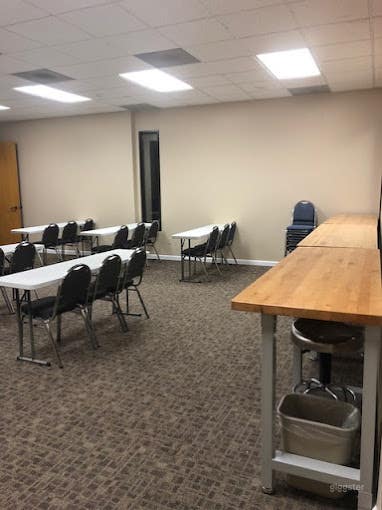 36 Person Training Room Photo 3