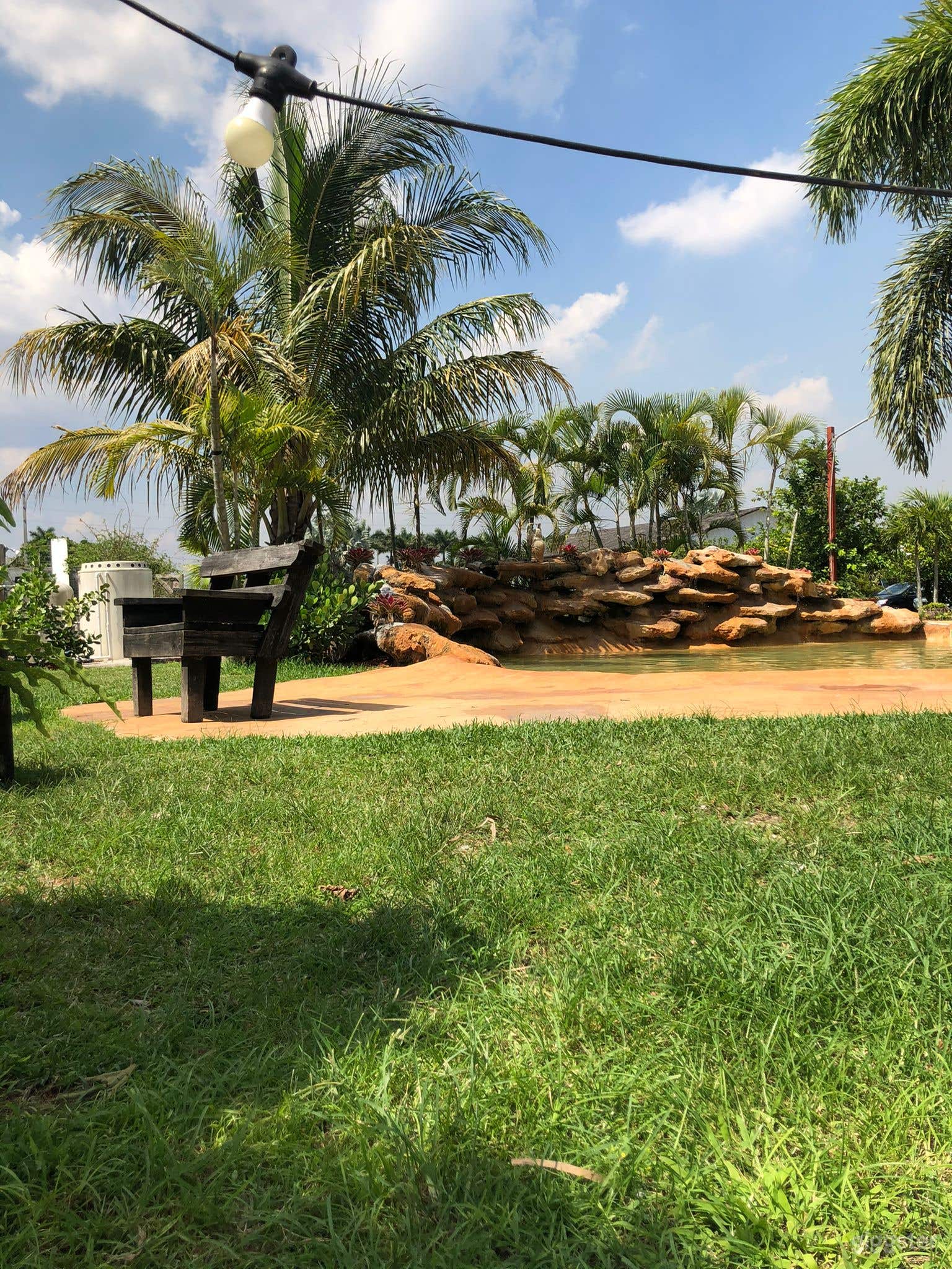 Farm in Miami  Photo 1