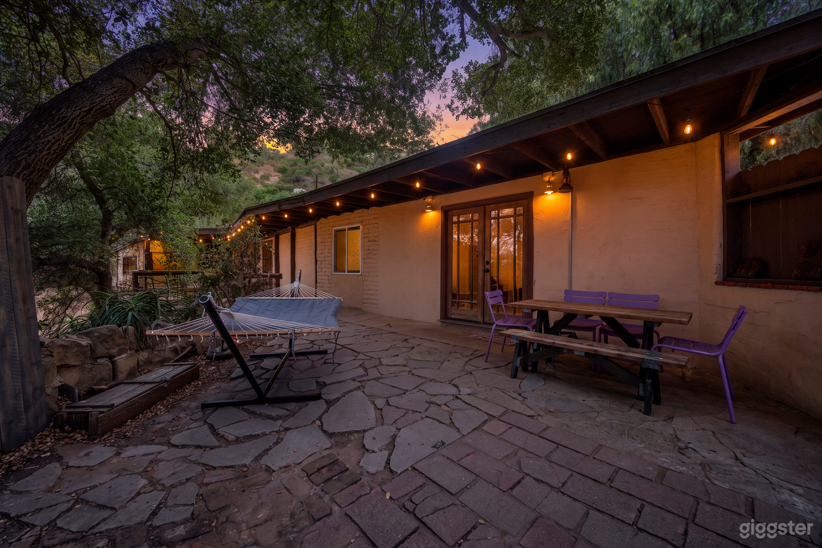 Rustic Western Cabin & Creekside Retreat Photo 2