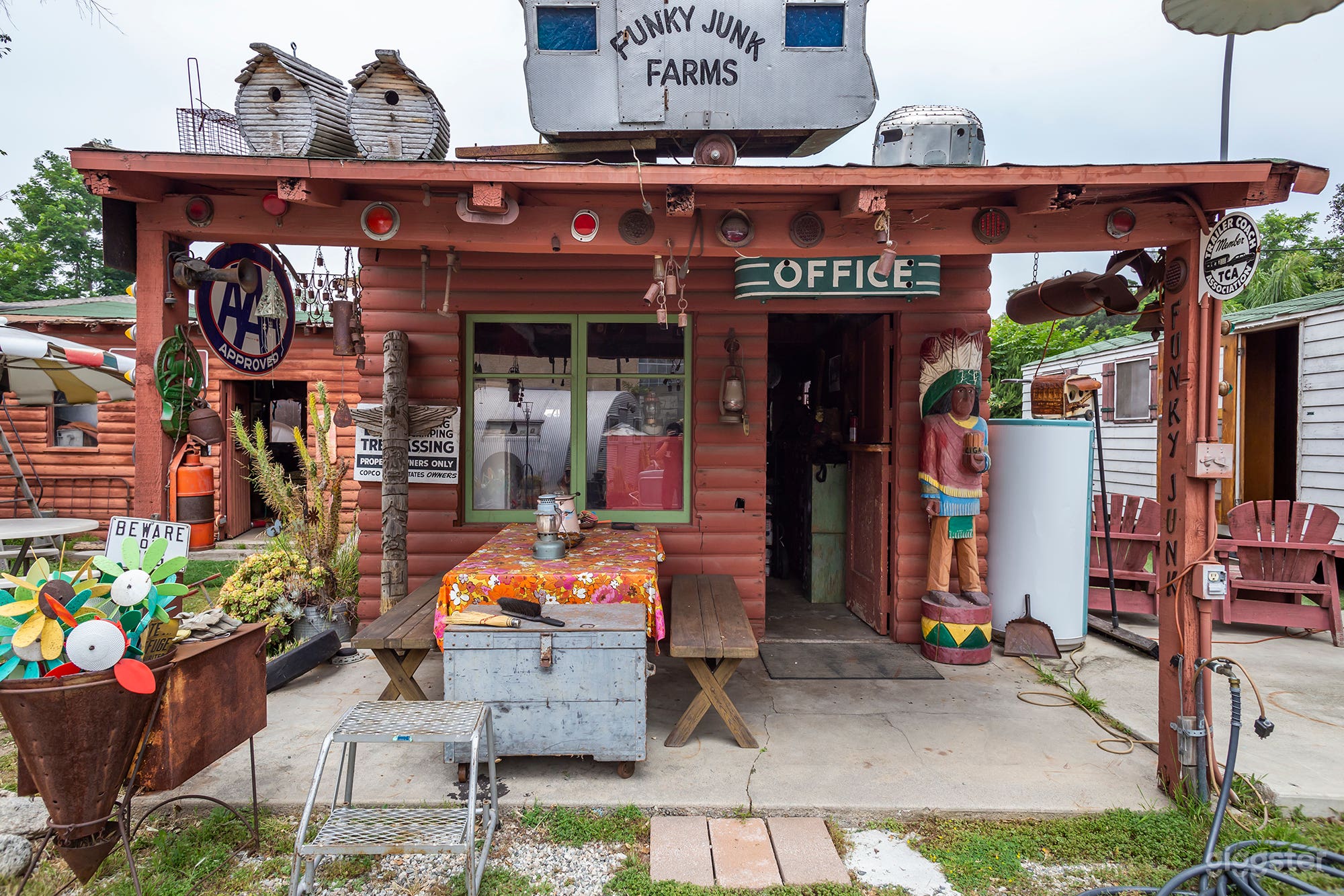 The Junk Yard Photo 4