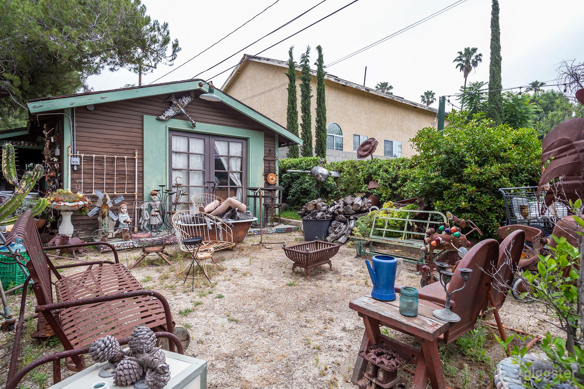 The Junk Yard Photo 1