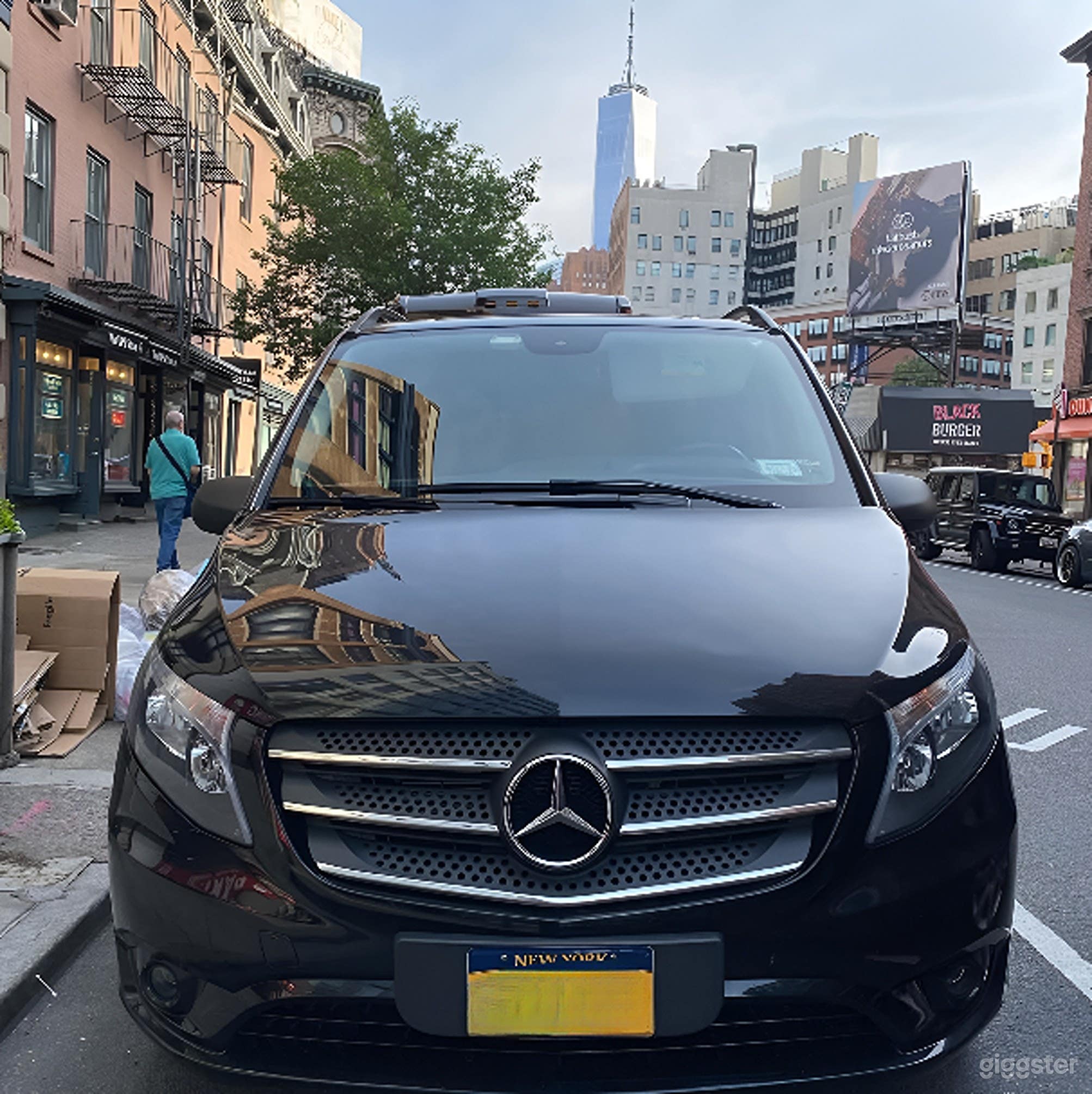 Unique Animal-Friendly Vehicle for Film, Production Photo 2