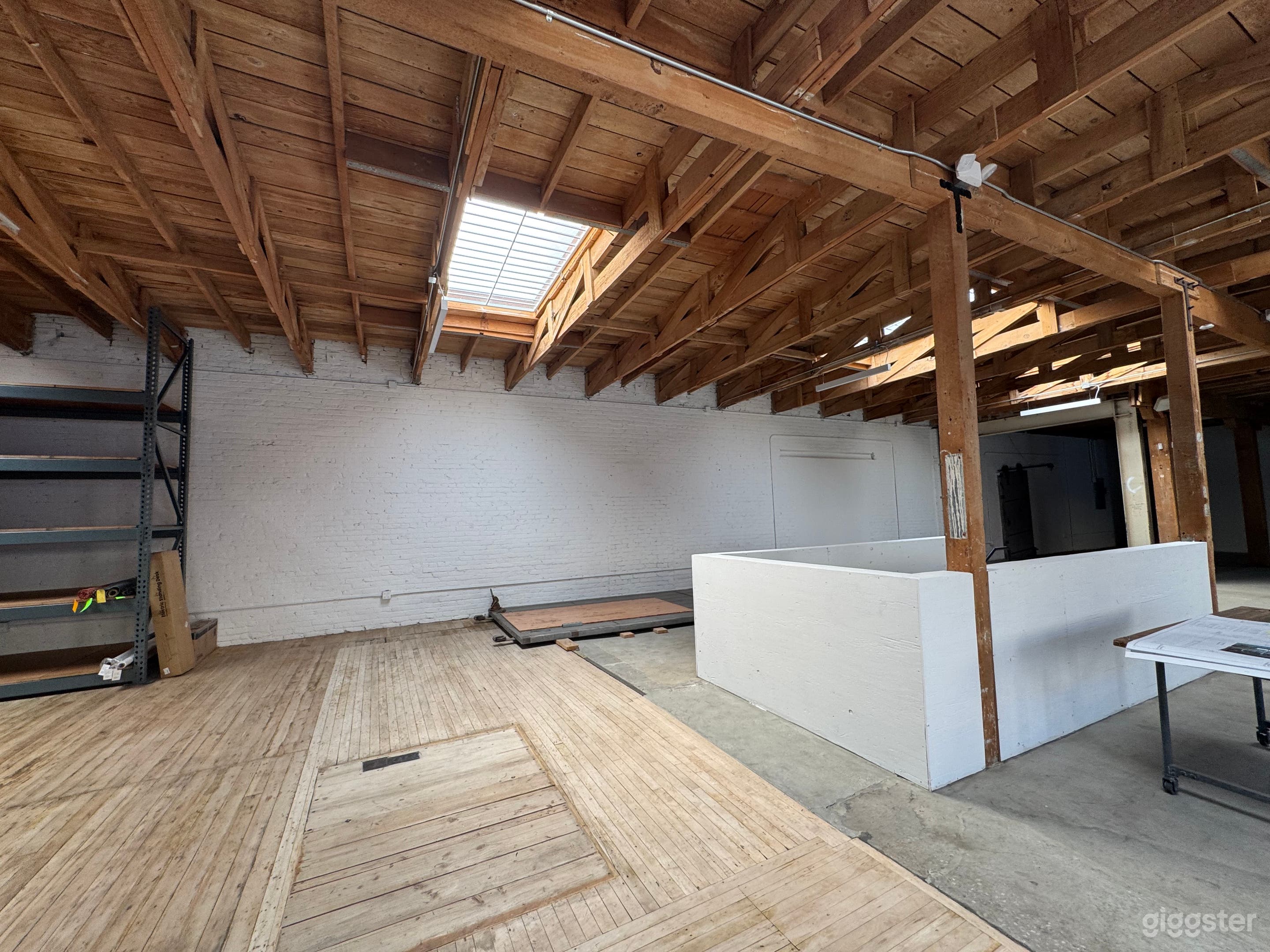 Industrial Office Space with Rooftop View, DTLA Photo 4