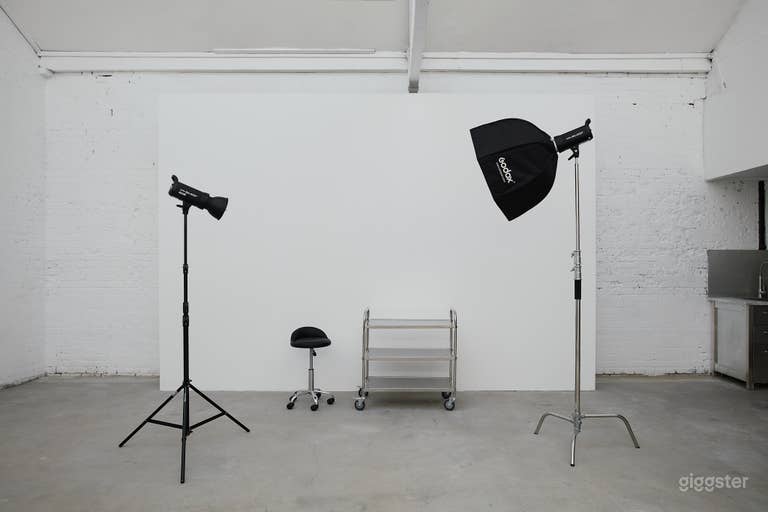  High Ceilings Warehouse Studio in Clapton 