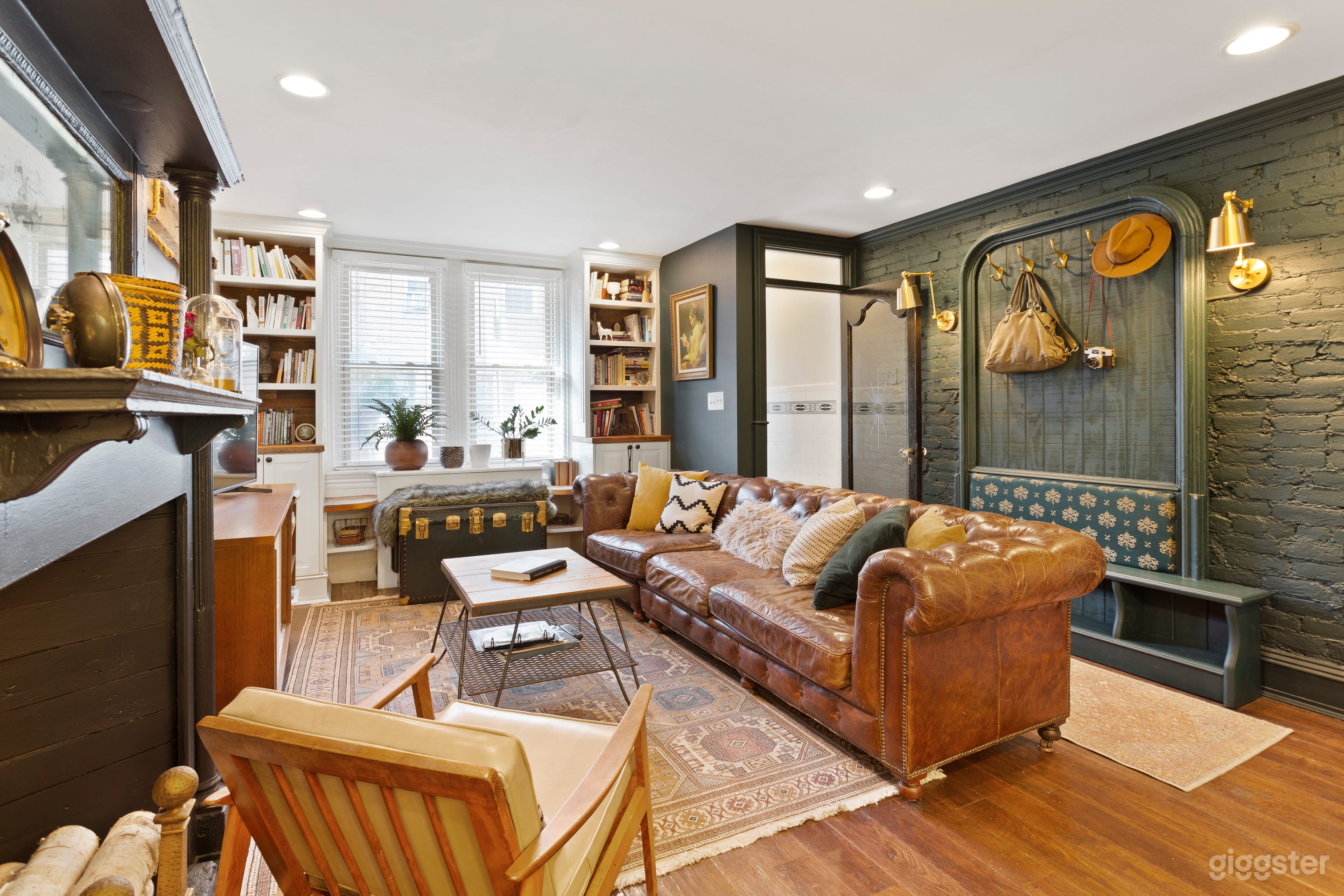 Character filled row home Photo 1