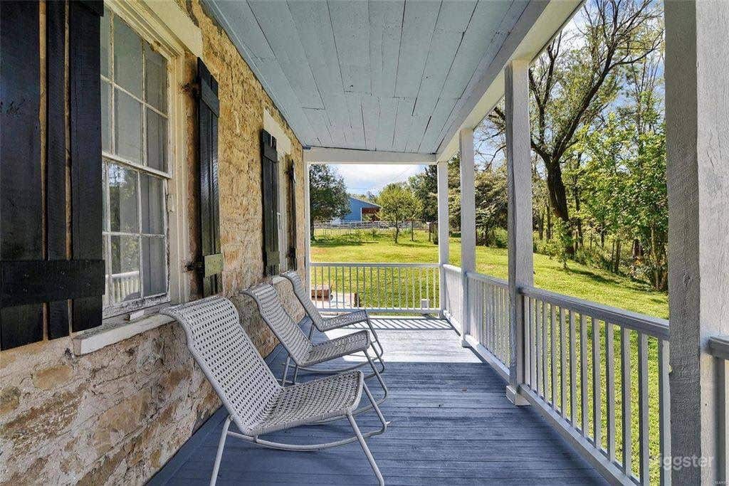 Stunning 1850's Stone House on the Bourbeuse River Photo 3