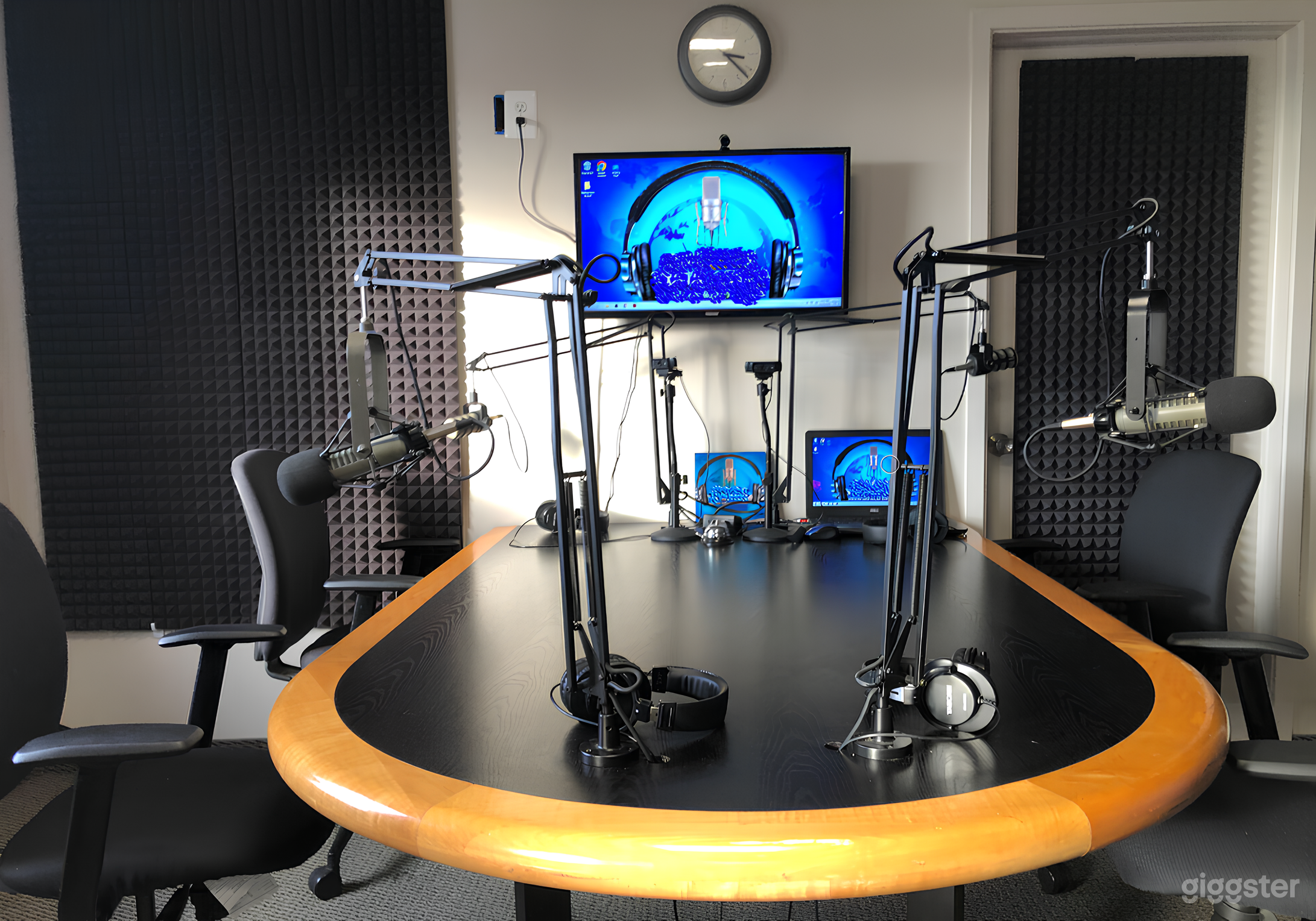 Podcast Audio Production in Detroit, Michigan Photo 2