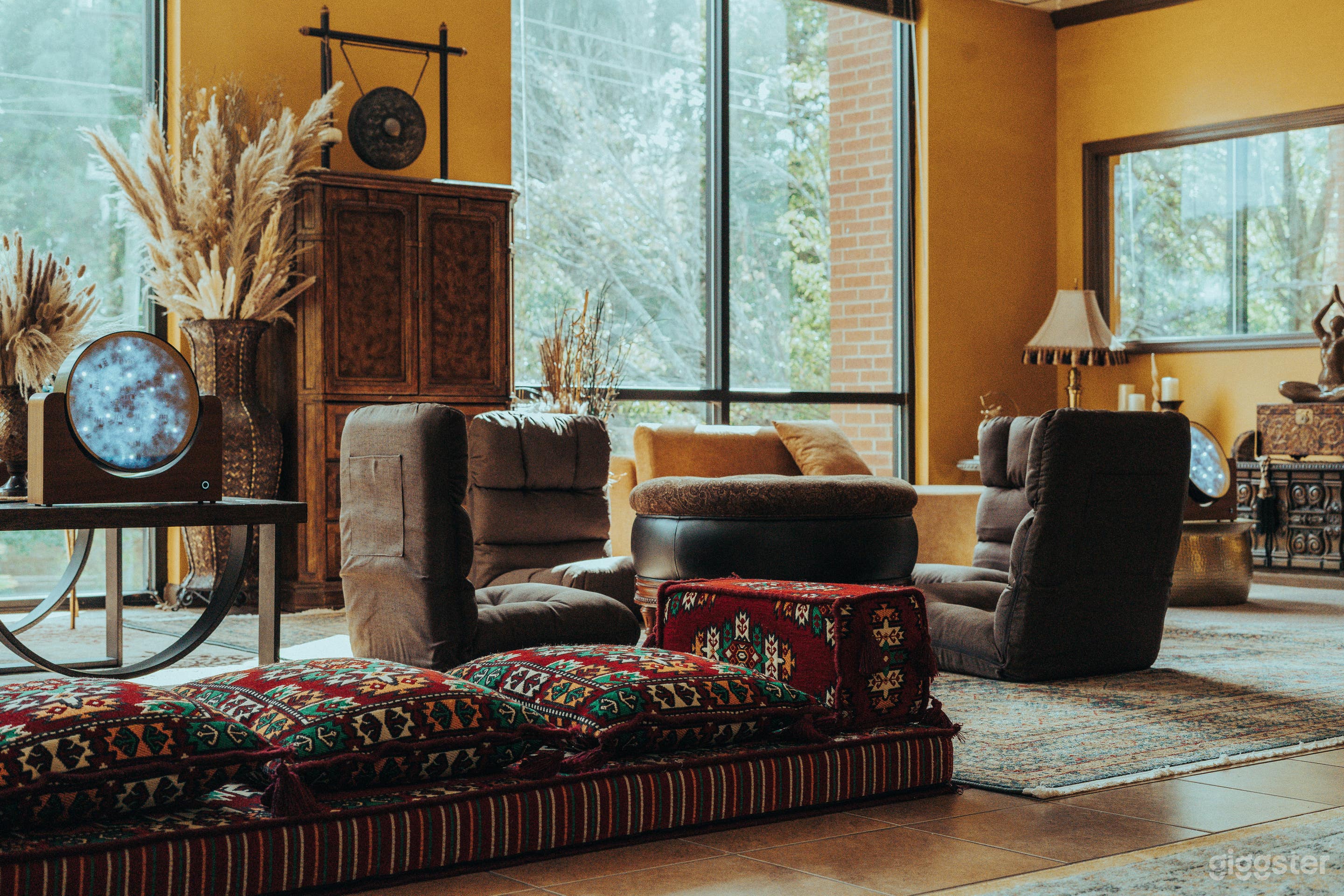 Chic Modern Meditation Studio in Sandy Springs/Buckhead Area Photo 1