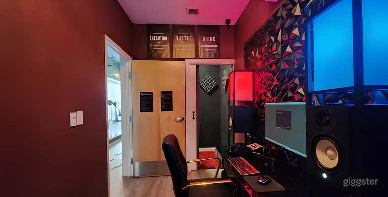  Modern Recording Studio - Downtown 