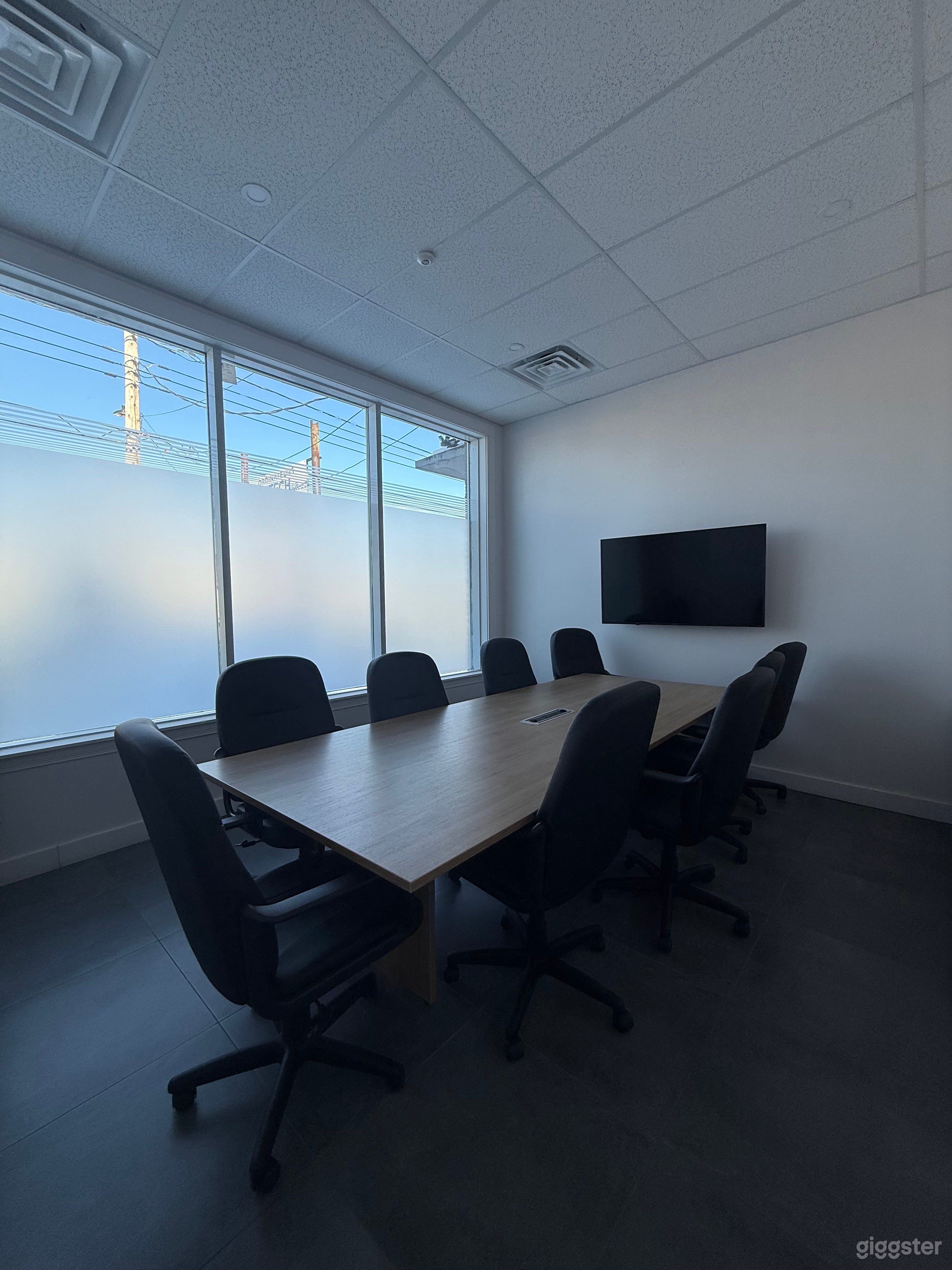 Conference Room 1: The Ideal Hub for Collaboration with TV Photo 4