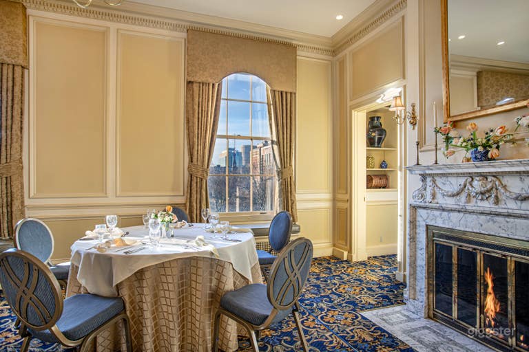  A Premier Cocktail Reception in Boston  