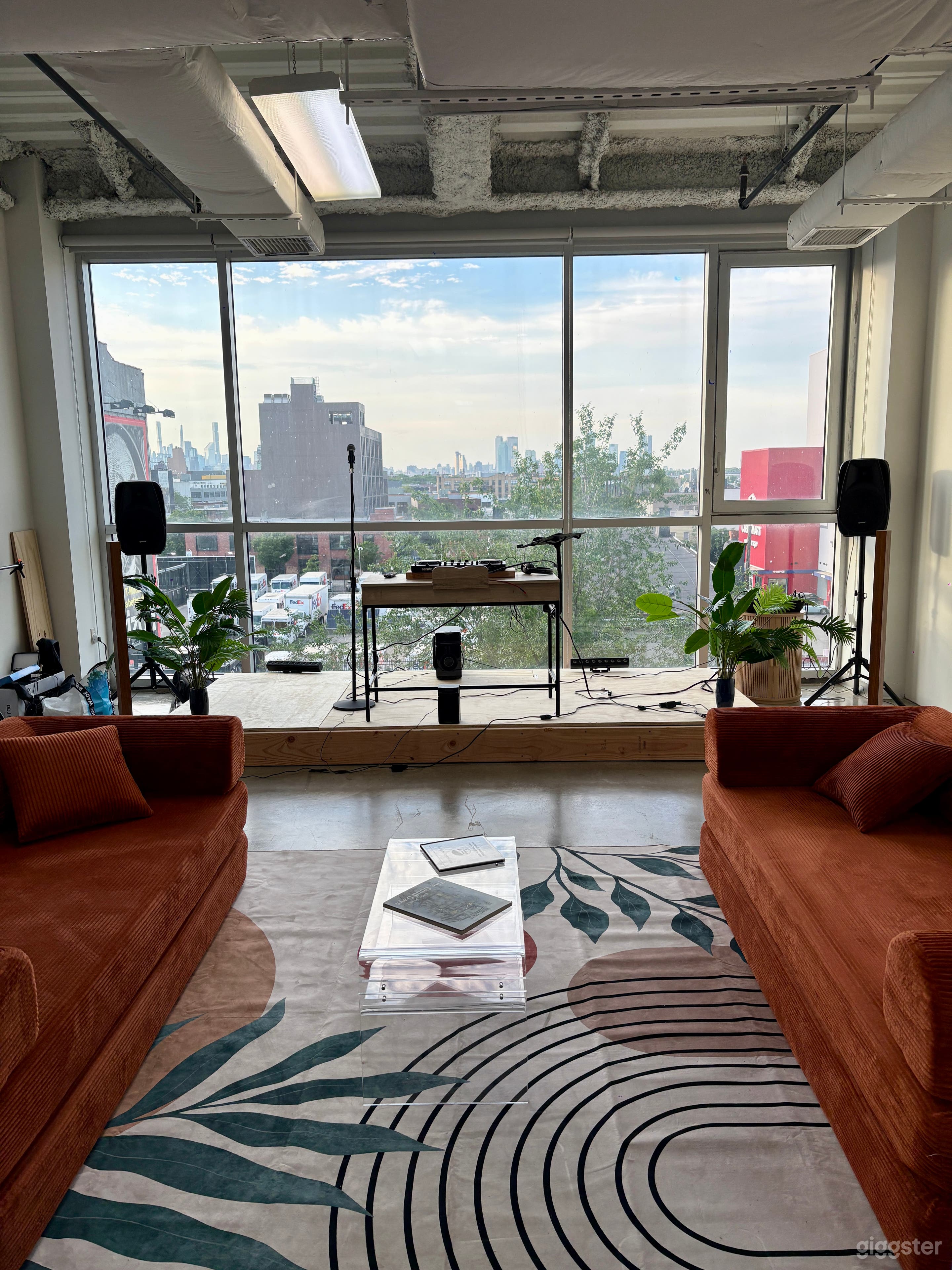 Multi-Use Creative Loft w/ Pro Sound, Stage-My Friend's Loft Photo 1