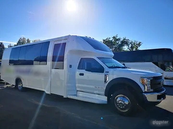 Deluxe 24 Pax Mini Bus Photo 1