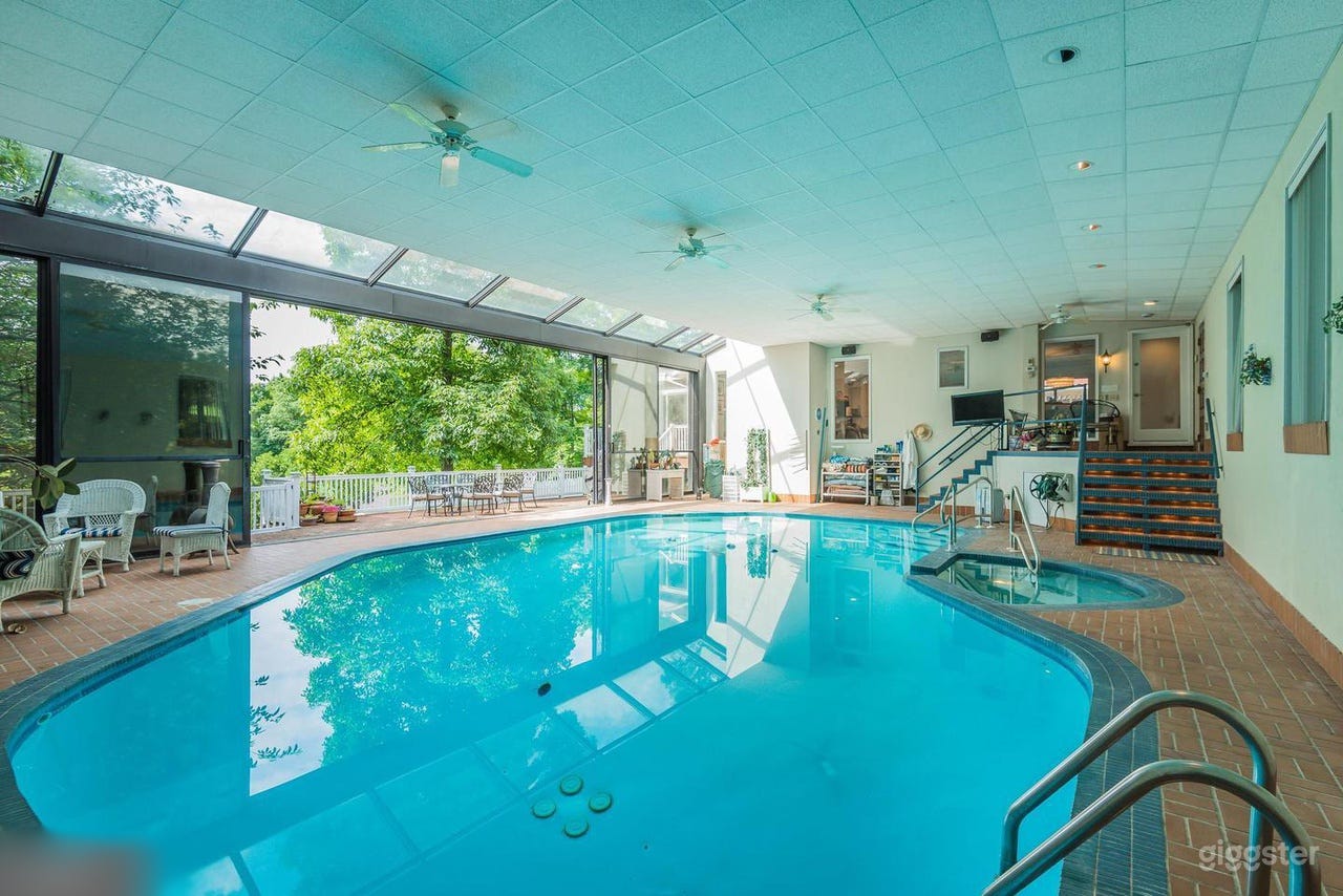 Local Pool Oasis Photo 1