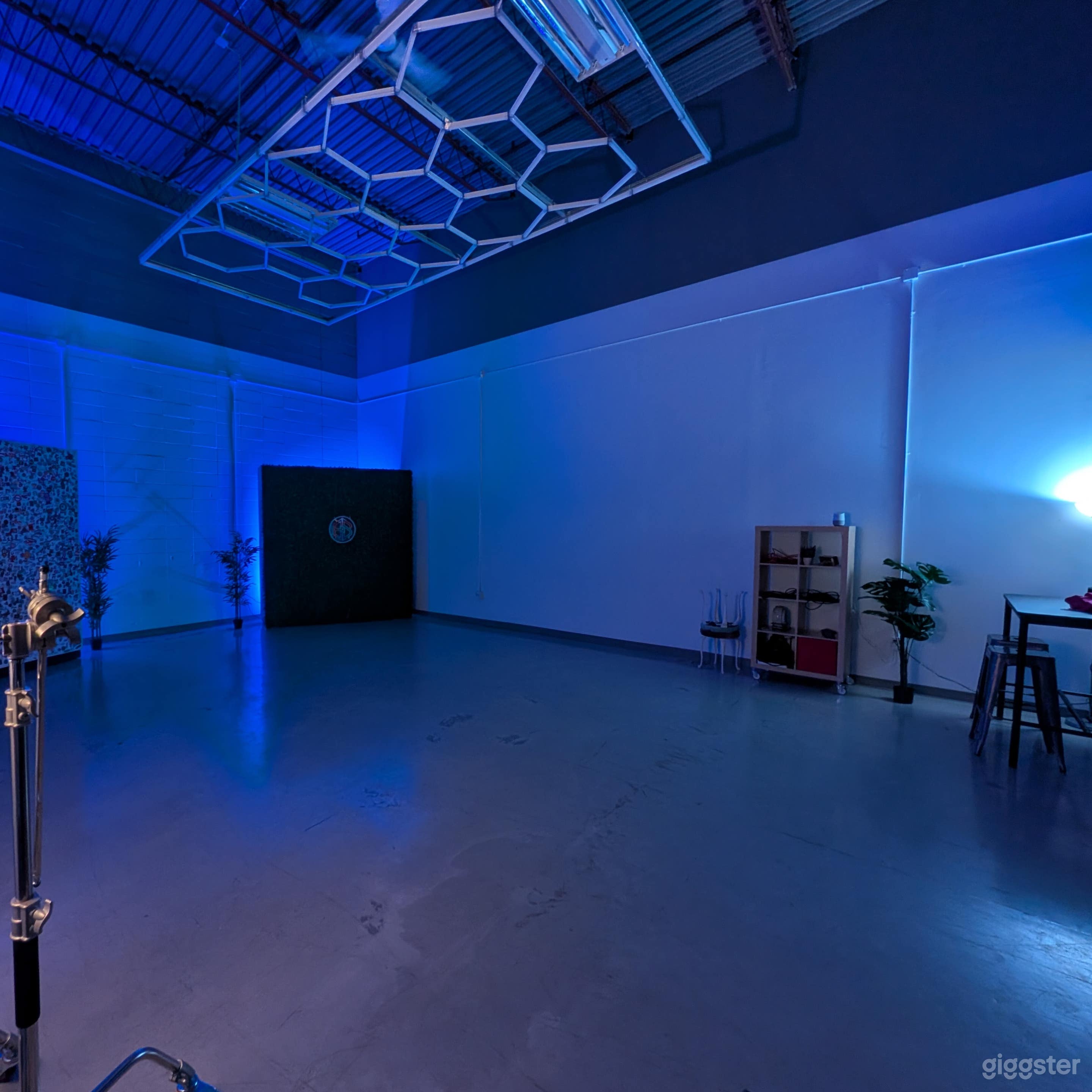 Multipurpose Warehouse Creative and Event Space Photo 3