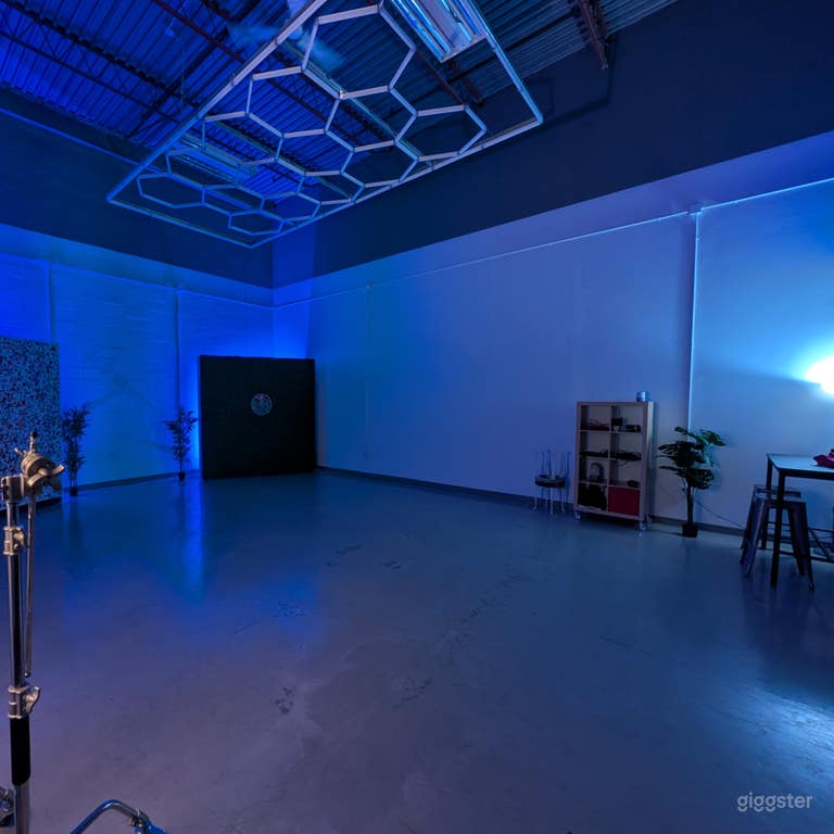  Multipurpose Warehouse Creative and Event Space 