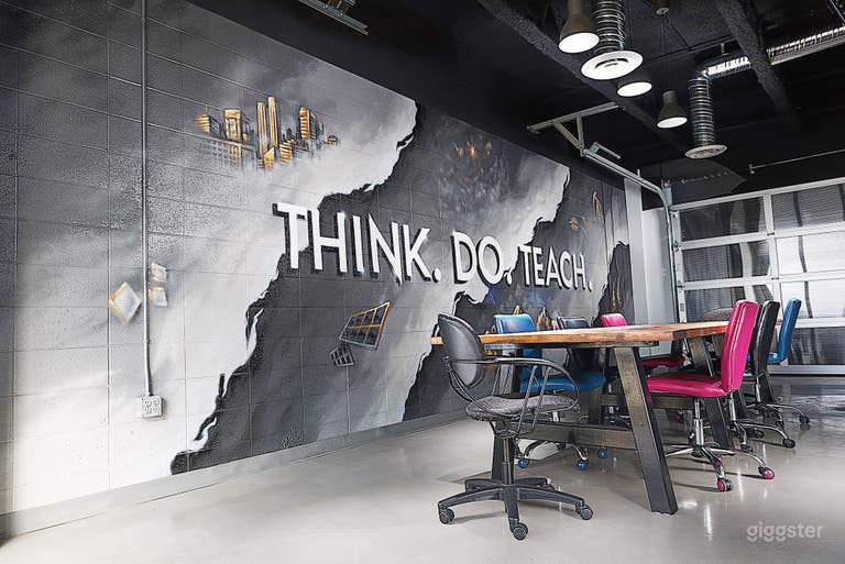  Studio 1 Meeting Room 