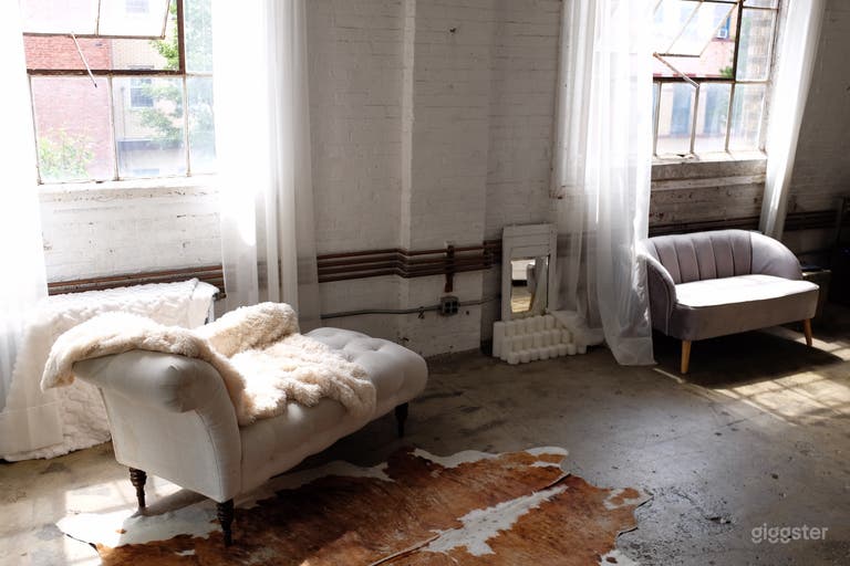  Crown Studios Loft 