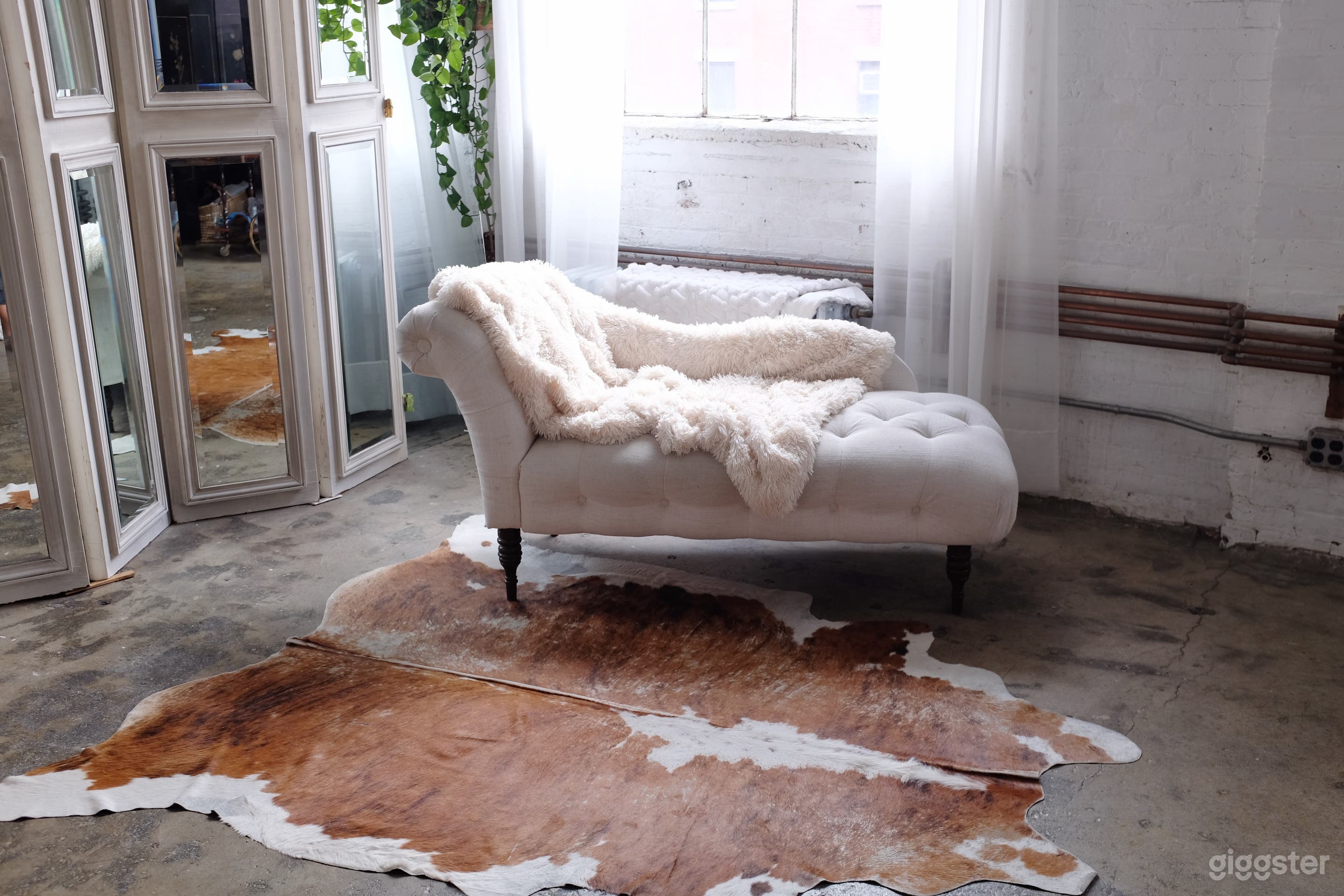 Crown Studios Loft Photo 2