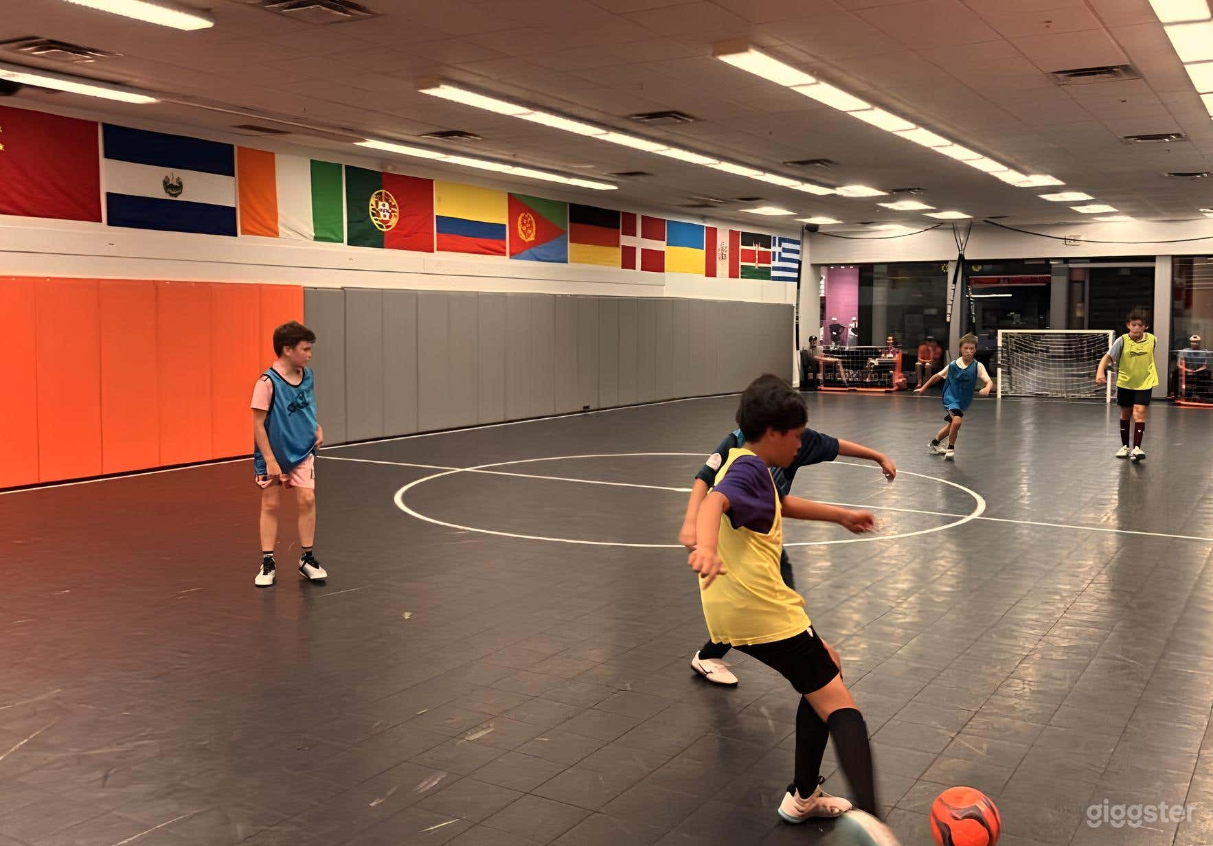 Multi-use Gym Inside of Mall Photo 2