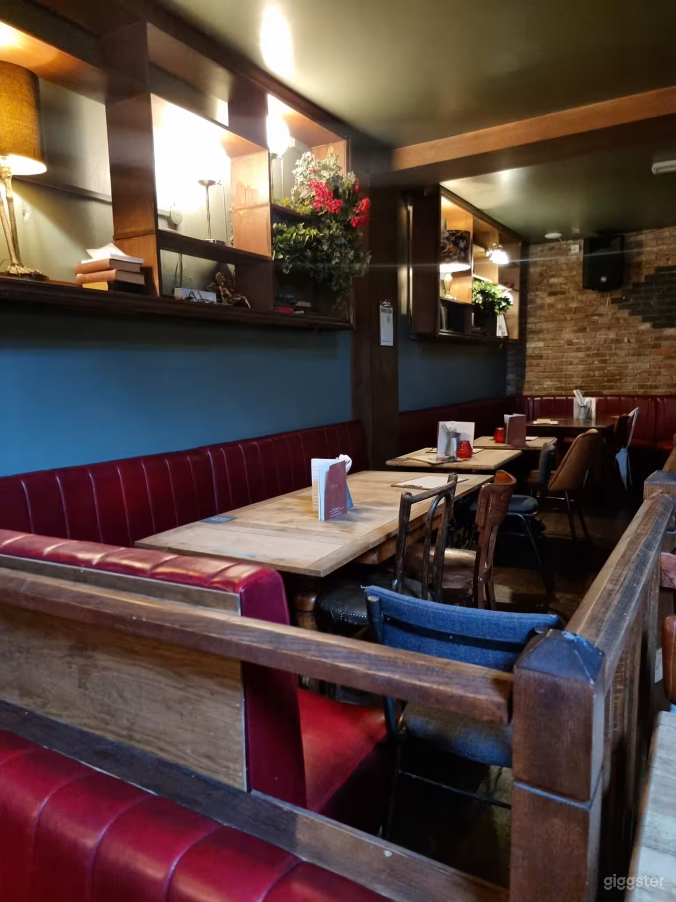 The Balcony - WIMBLEDON Photo 2