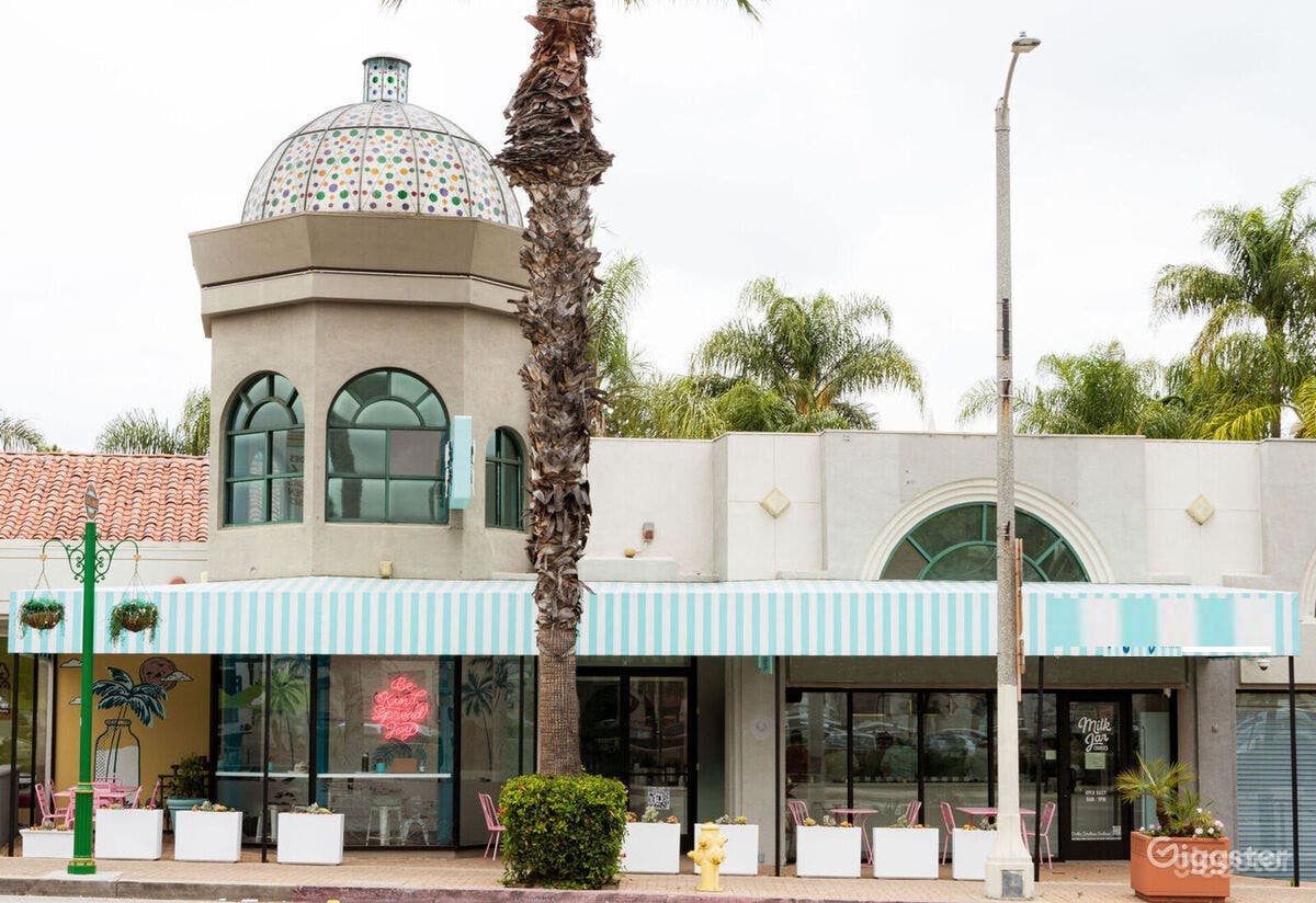 Trendy Cookie Shop w/ Commercial Kitchen &amp; cafe Photo 1