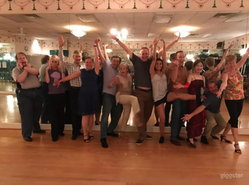 Comfortable Ballroom Photo 4