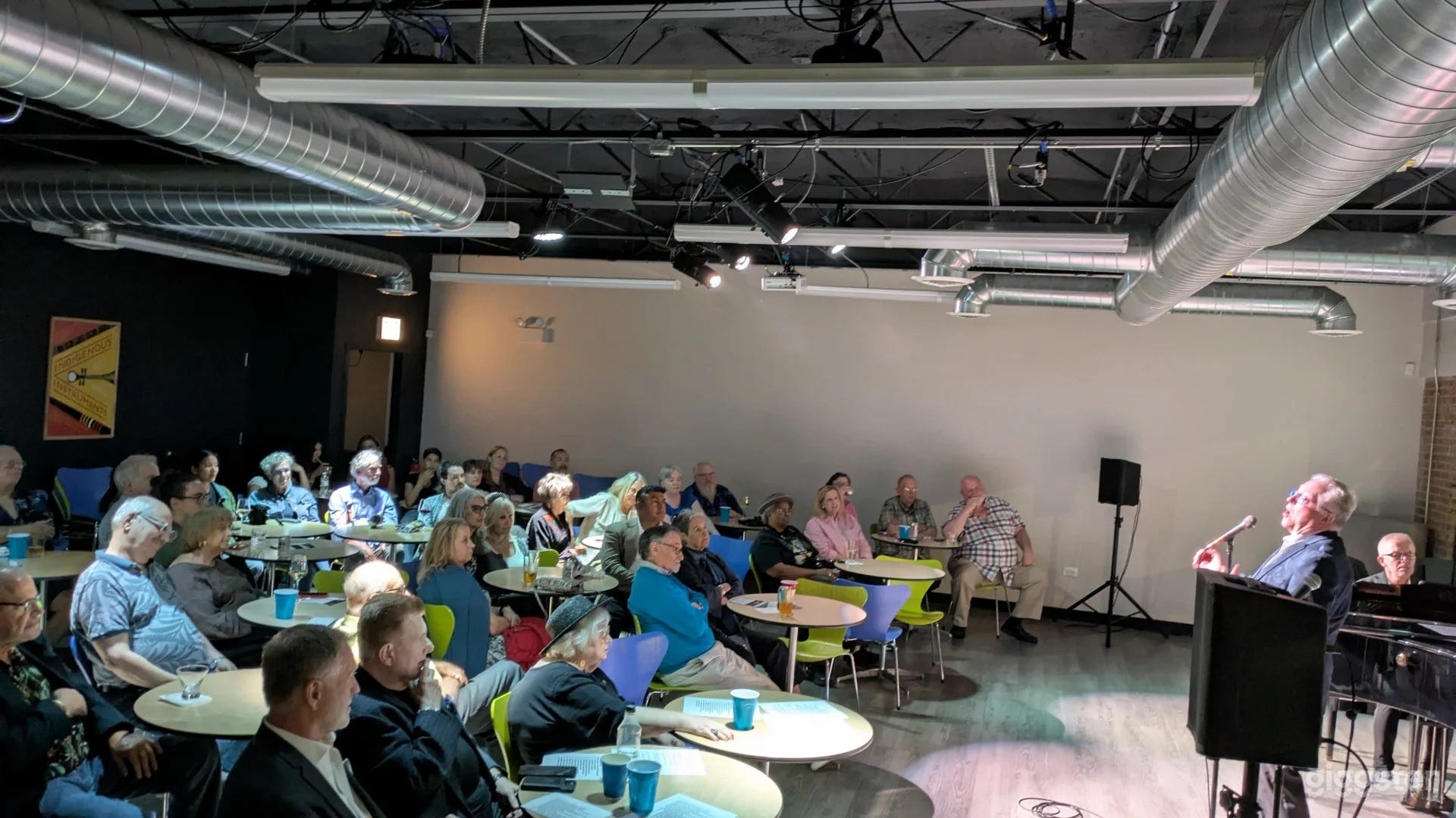 Hip Urban Venue with Vintage Brick + Full Bar Photo 4