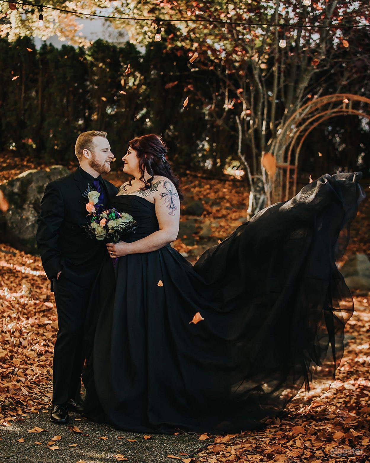 Bridal Park with Rustic Arch Photo 4