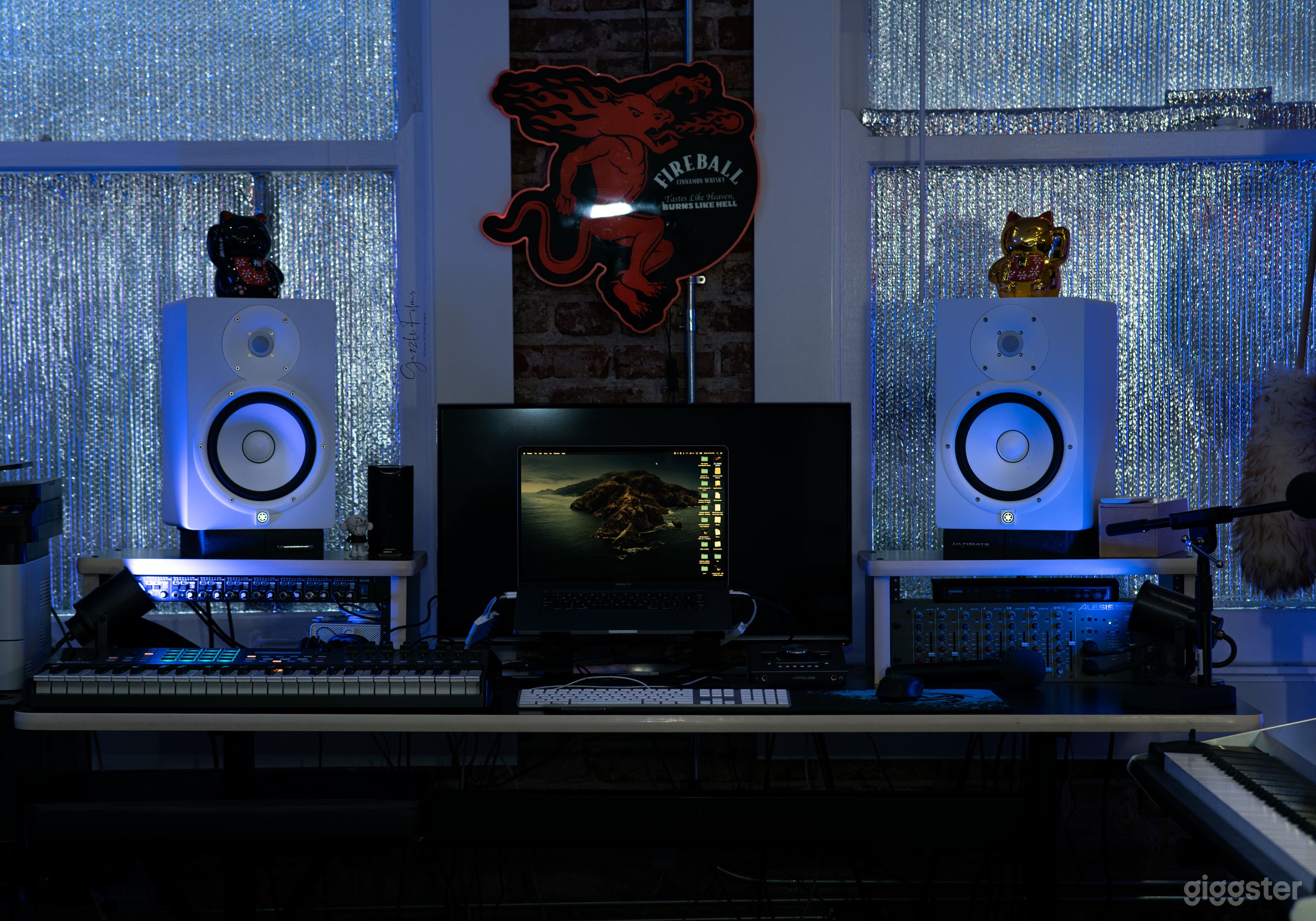 Artistic Recording Studio Space! Photo 2