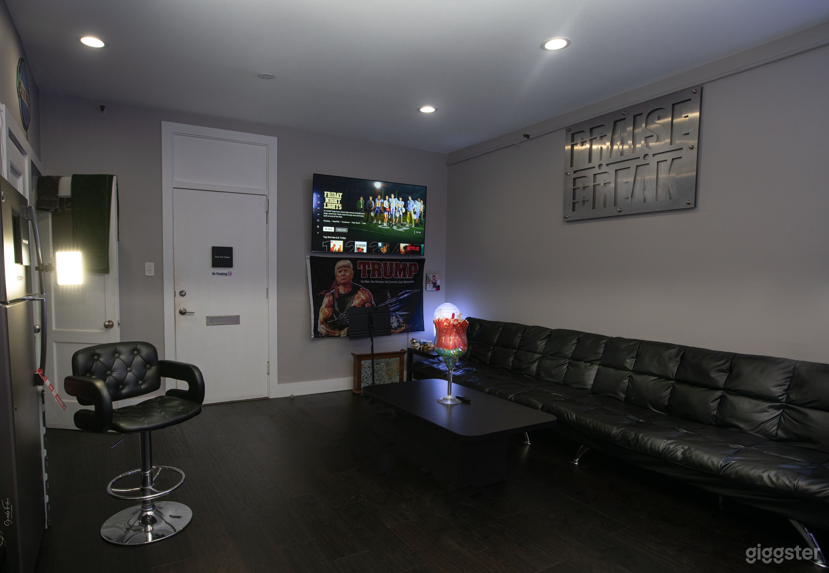 Artistic Recording Studio Space! Photo 3