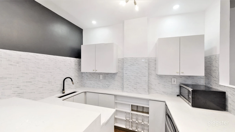  Intimate Brooklyn Space with Huge Outdoor Patio 