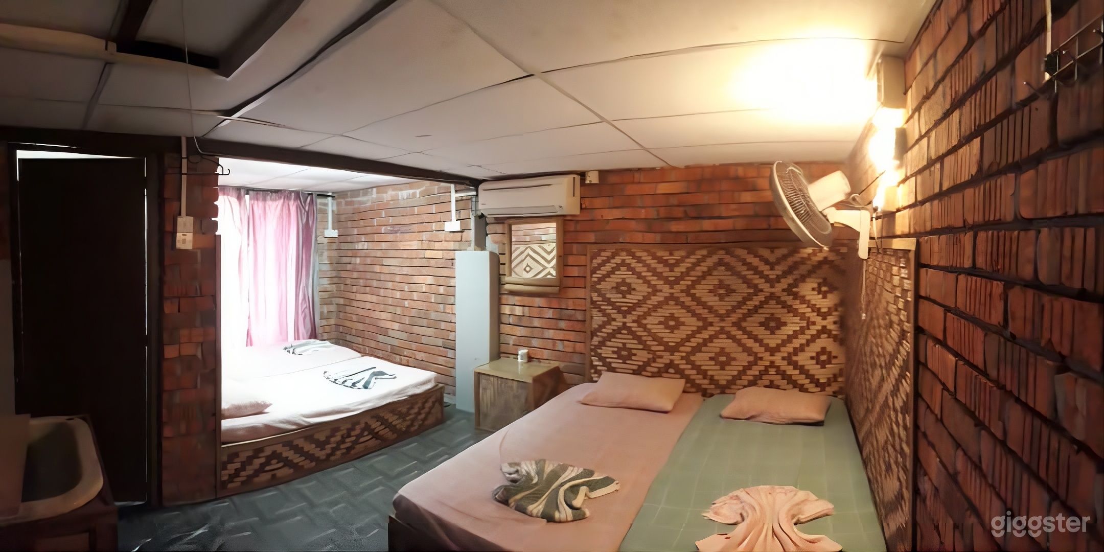Chalets for Filming Photo 3