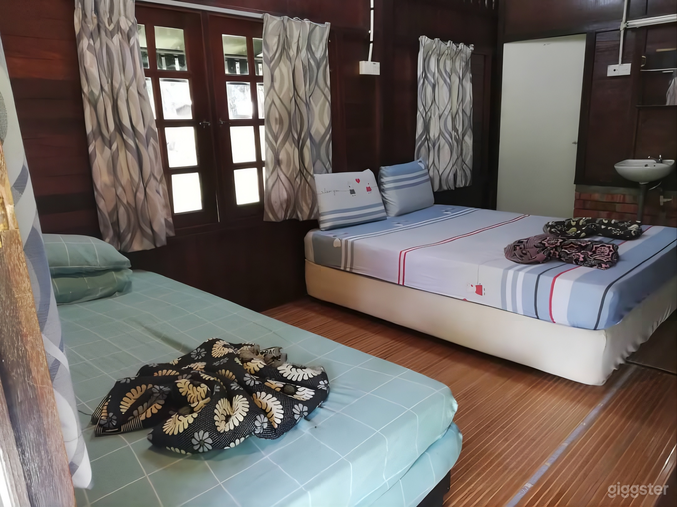 Chalets for Filming Photo 1