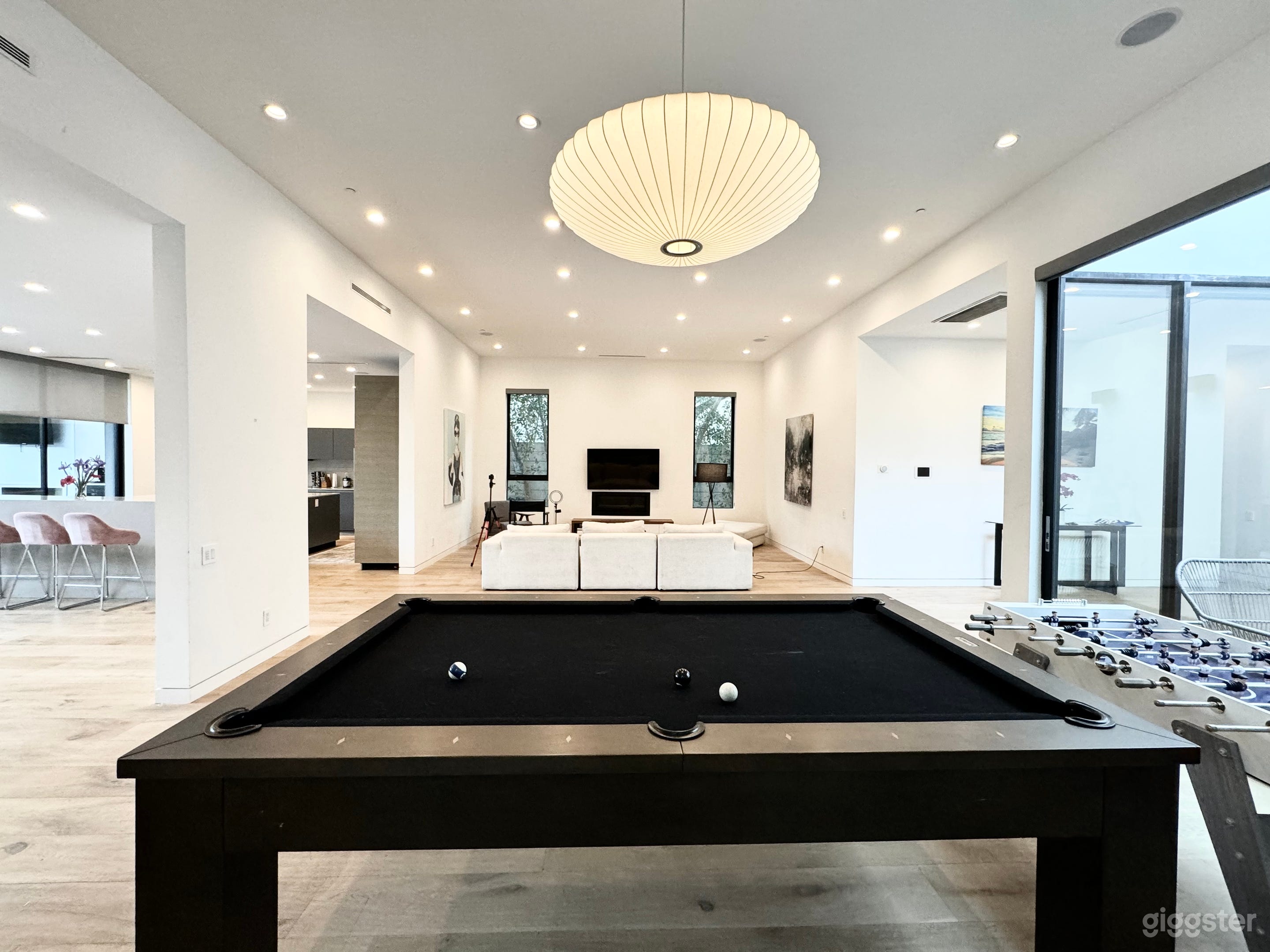 Contemporary Modern Mansion Central WEHO Photo 1