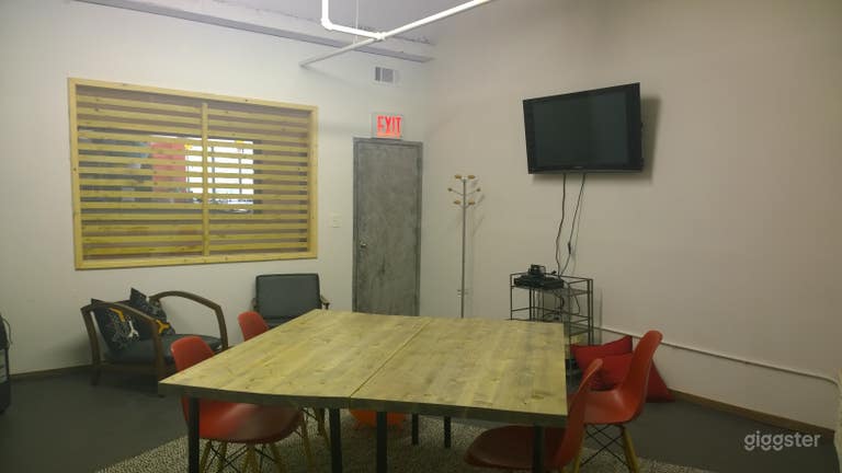 Conference Room For Various Activities 