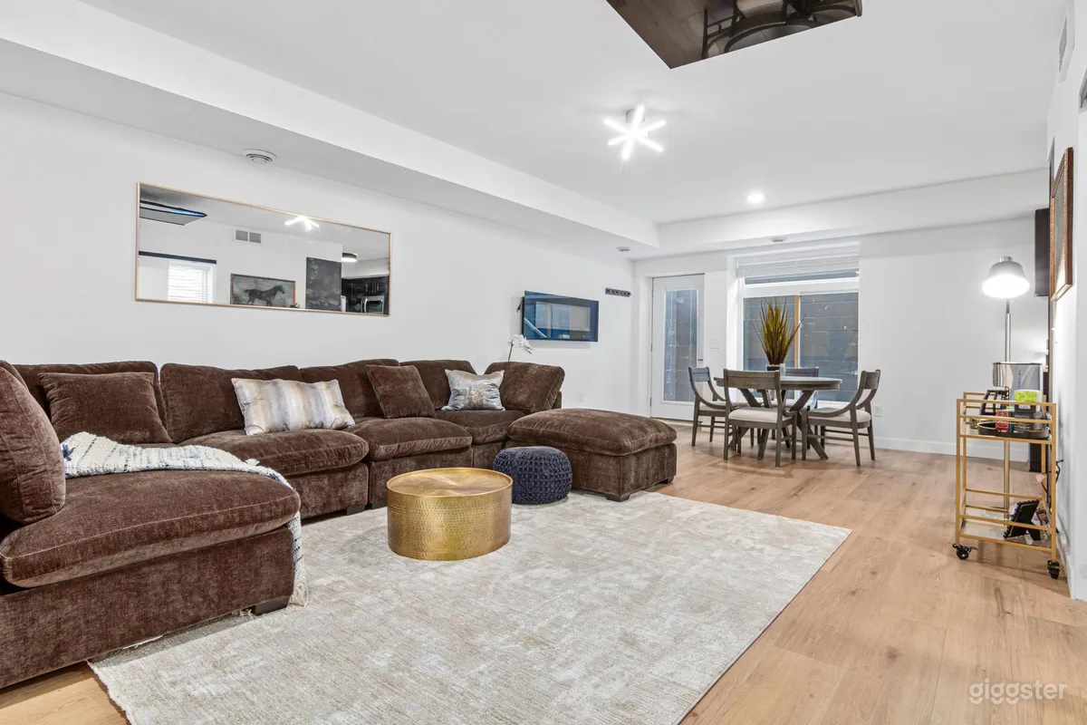 Cozy 2-bedroom Apt Photo 1