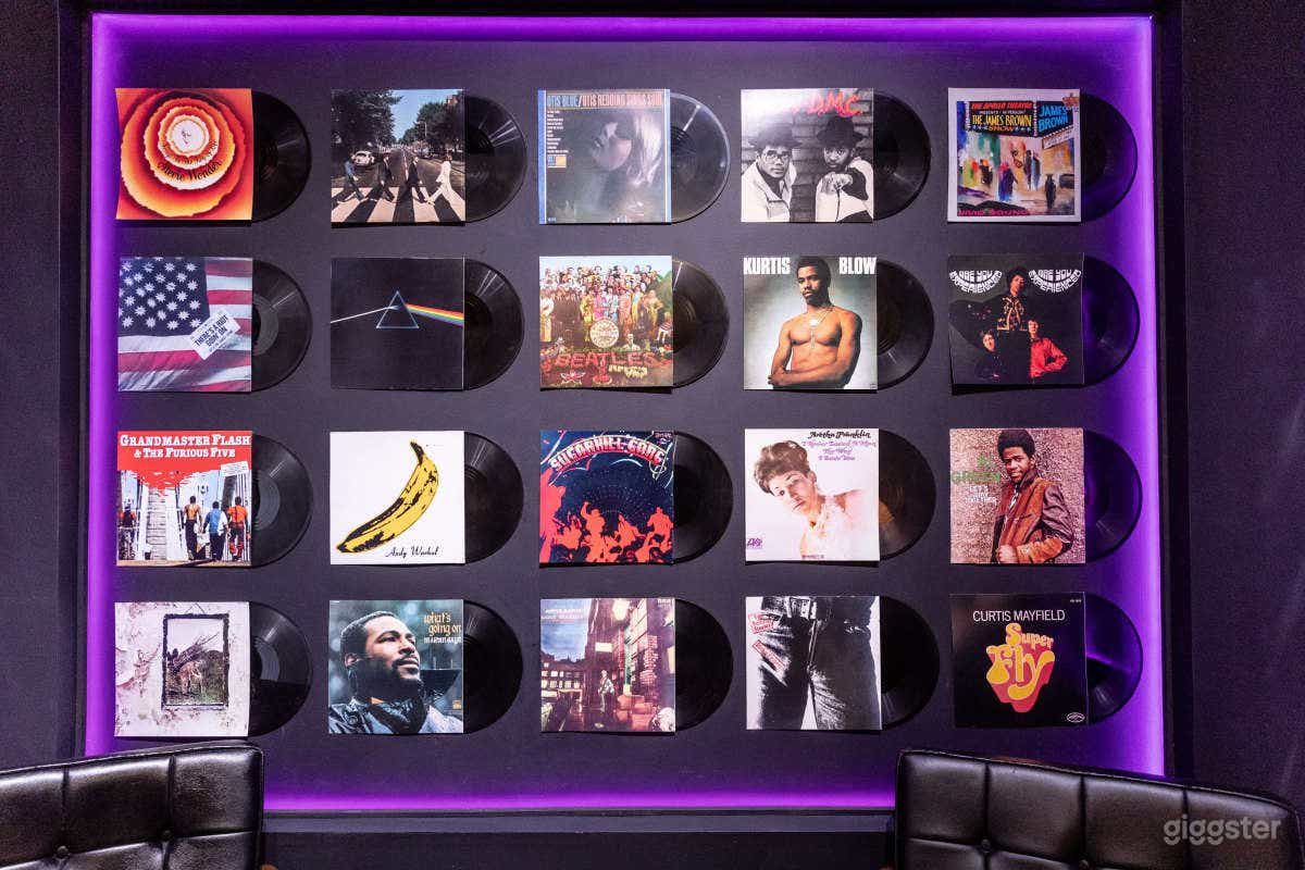 Music Gallery Studio with Podcast Lounge Setup Photo 2