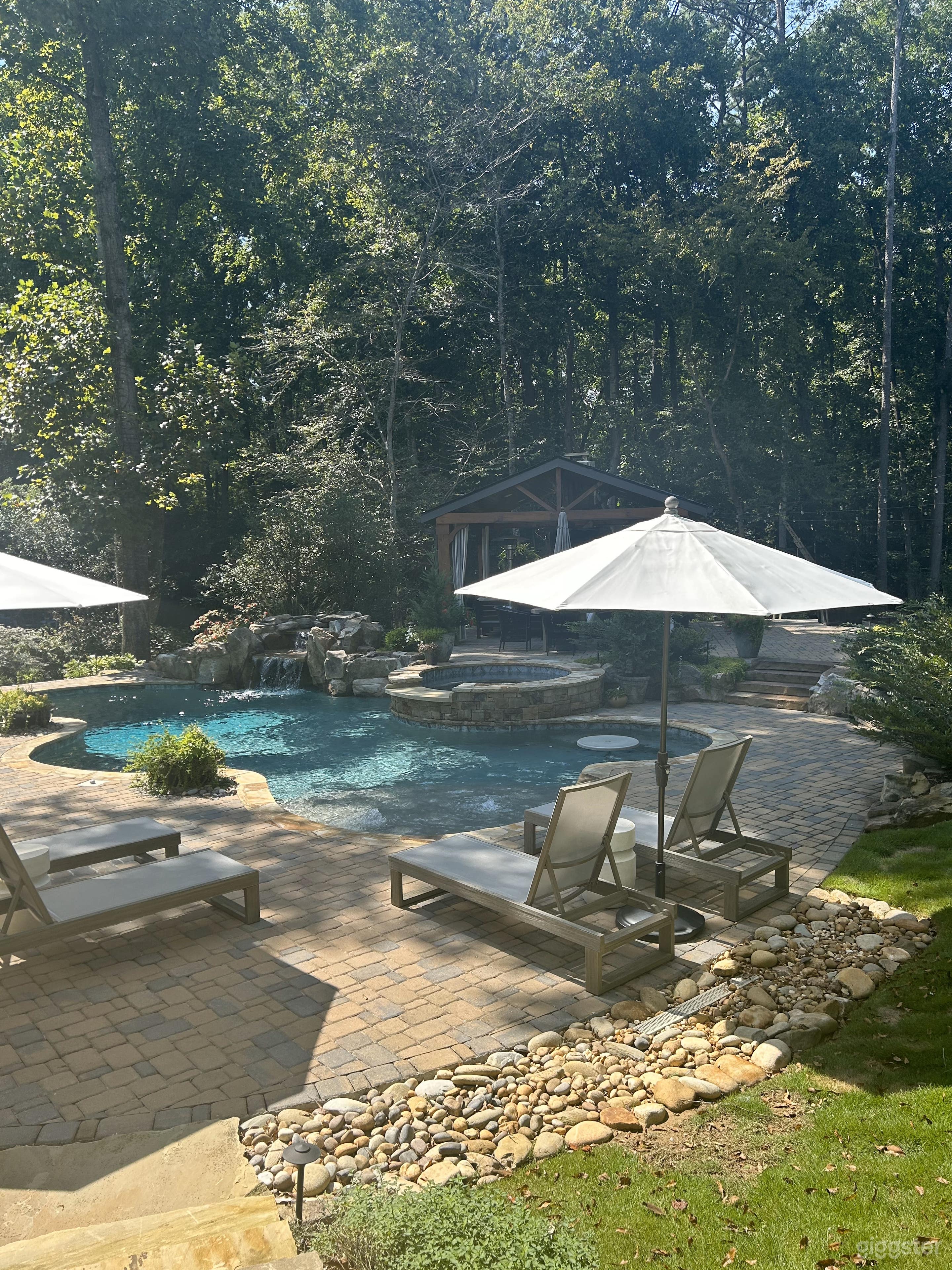 Full view close from front steps