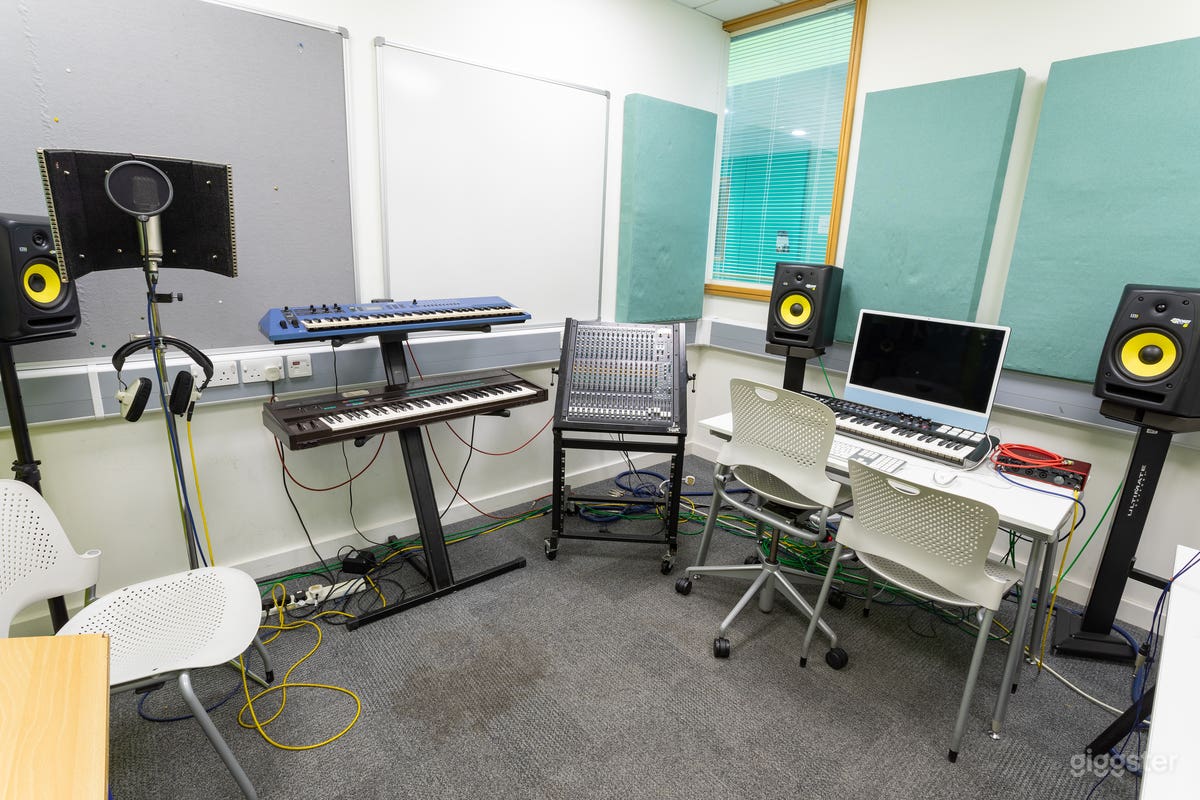 Music Practice Studio - Kings Cross Photo 3