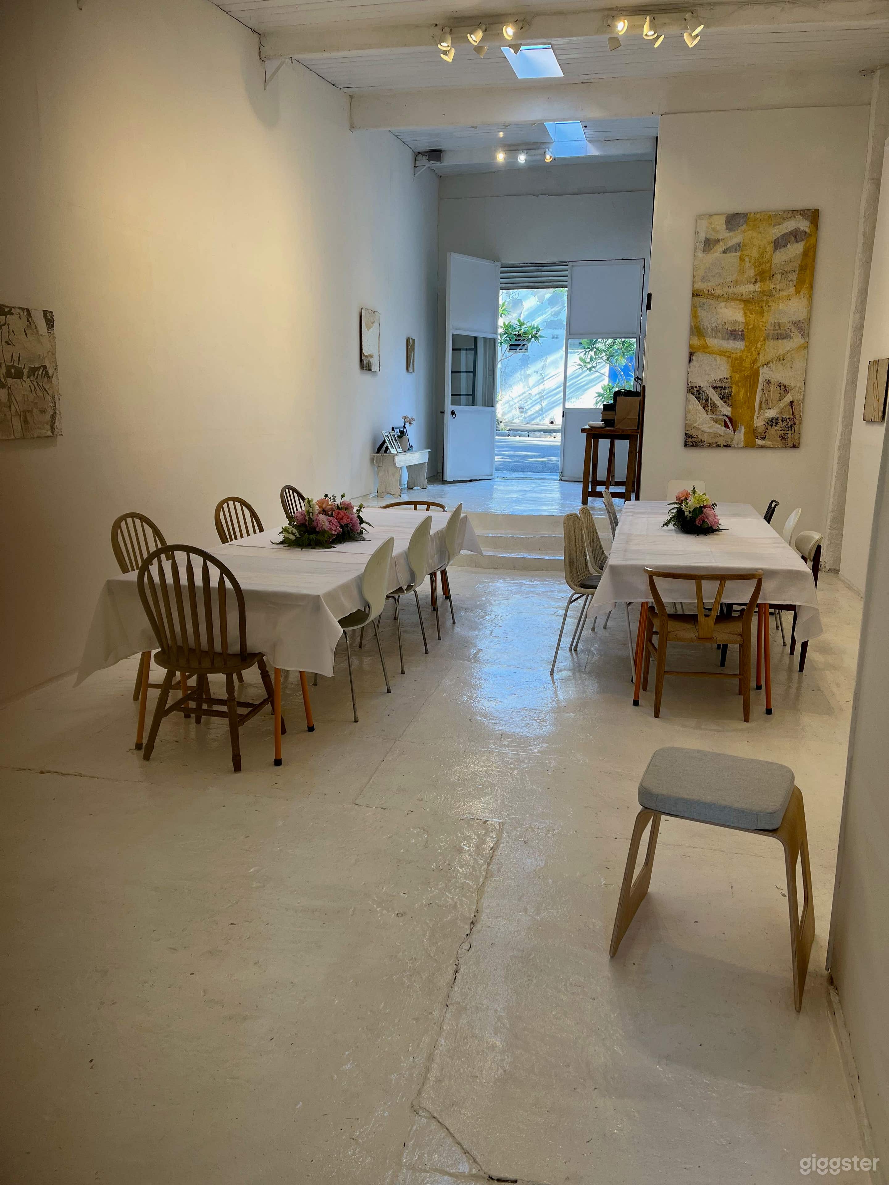 Beautiful White Gallery Photo 3