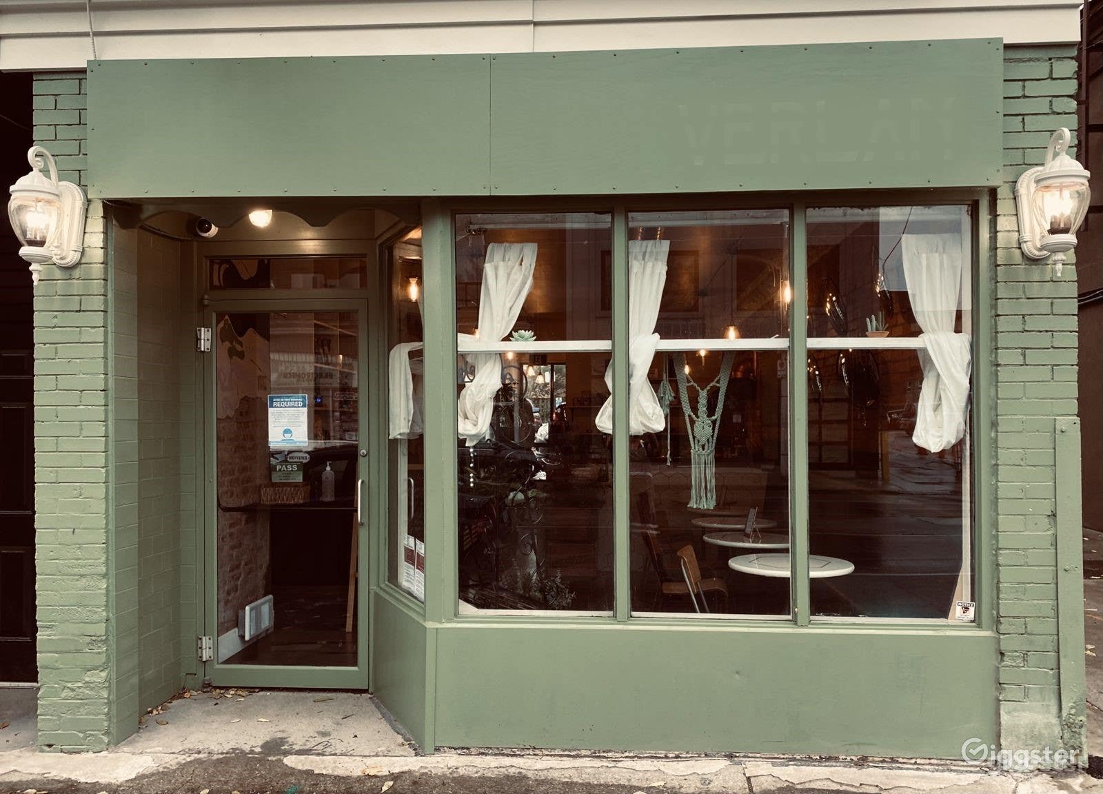 French Creperie &amp; Cafe for Filming in Hamilton Photo 4