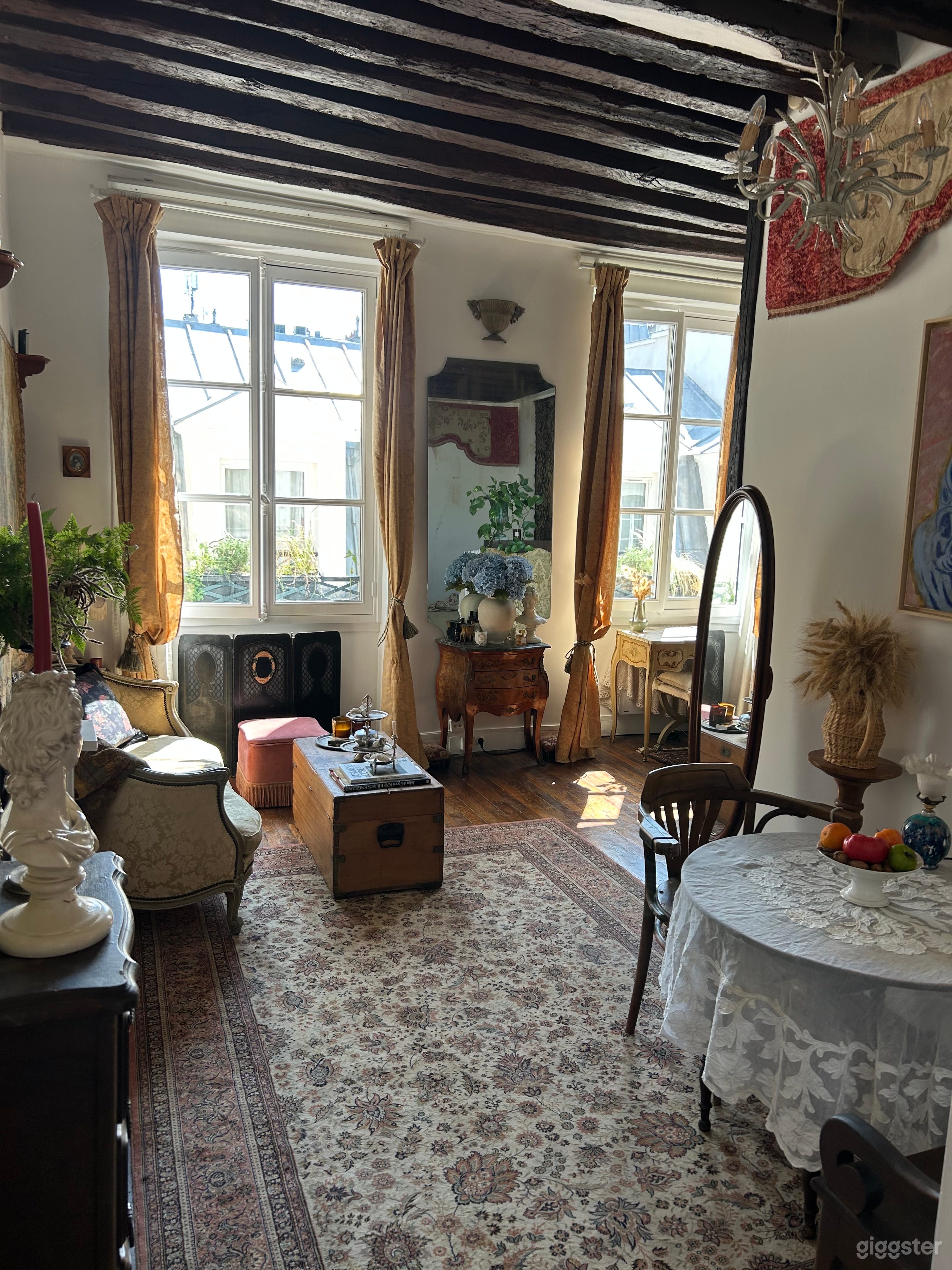 Loft in the heart of Le Marais Photo 1