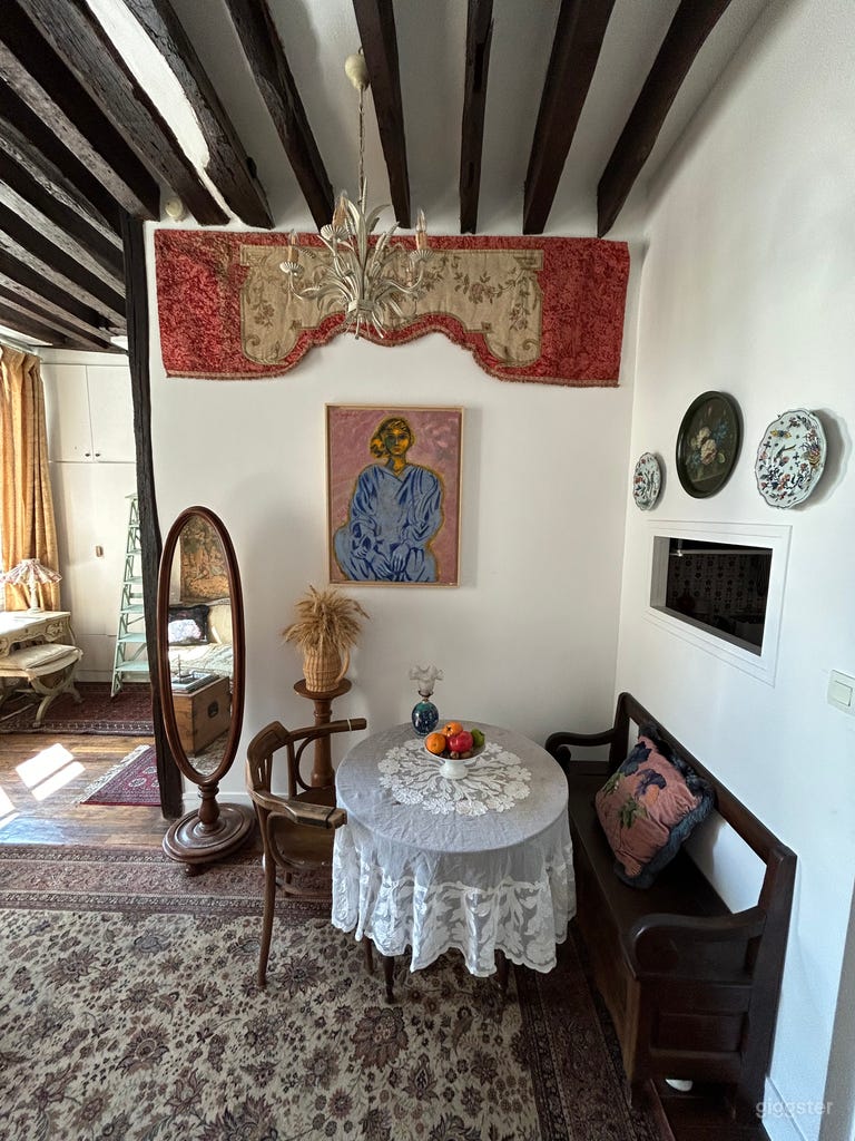  Loft in the heart of Le Marais 