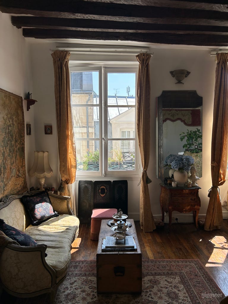  Loft in the heart of Le Marais 