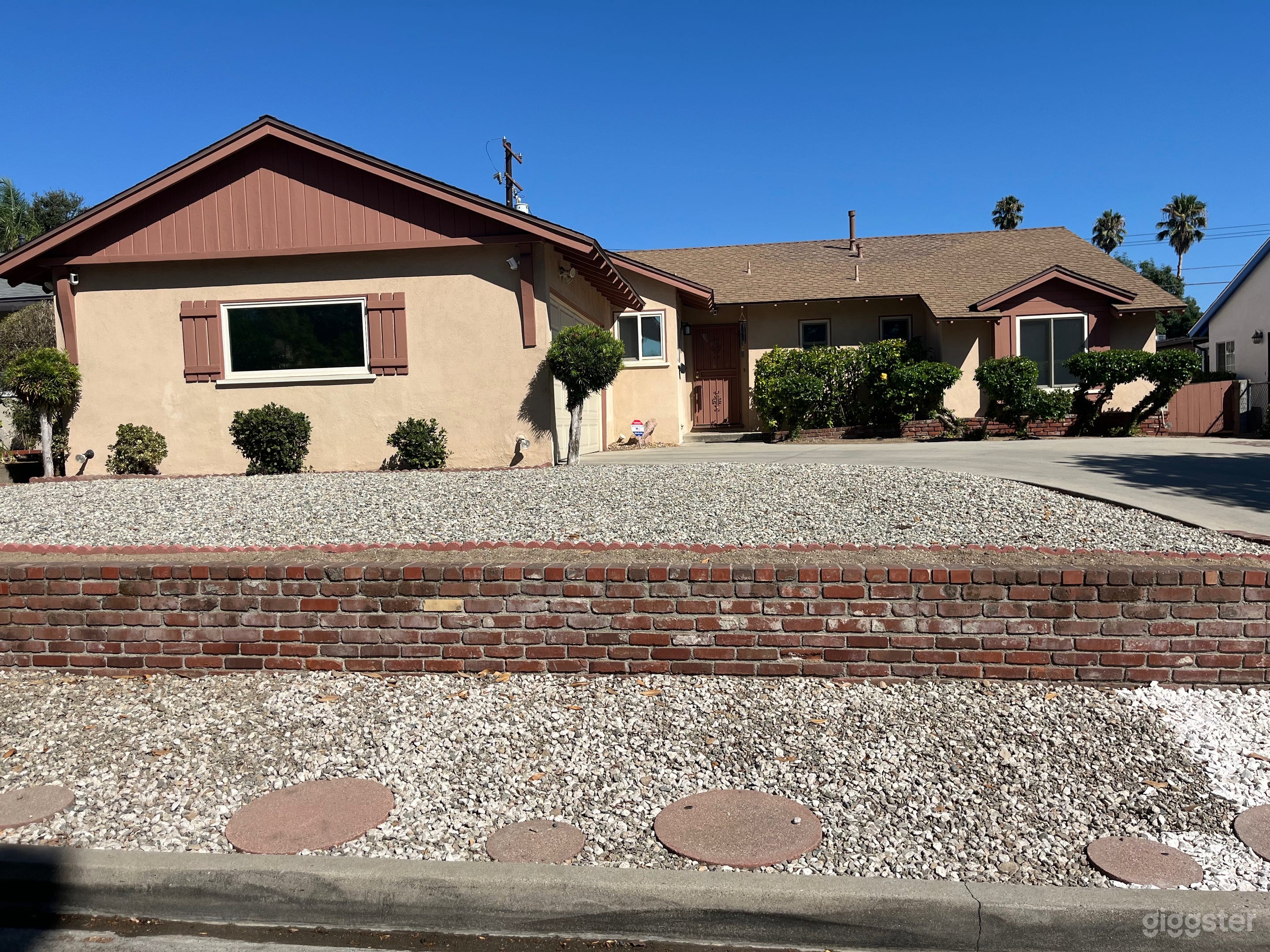 Beautiful Altadena Home with curb appeal Photo 1
